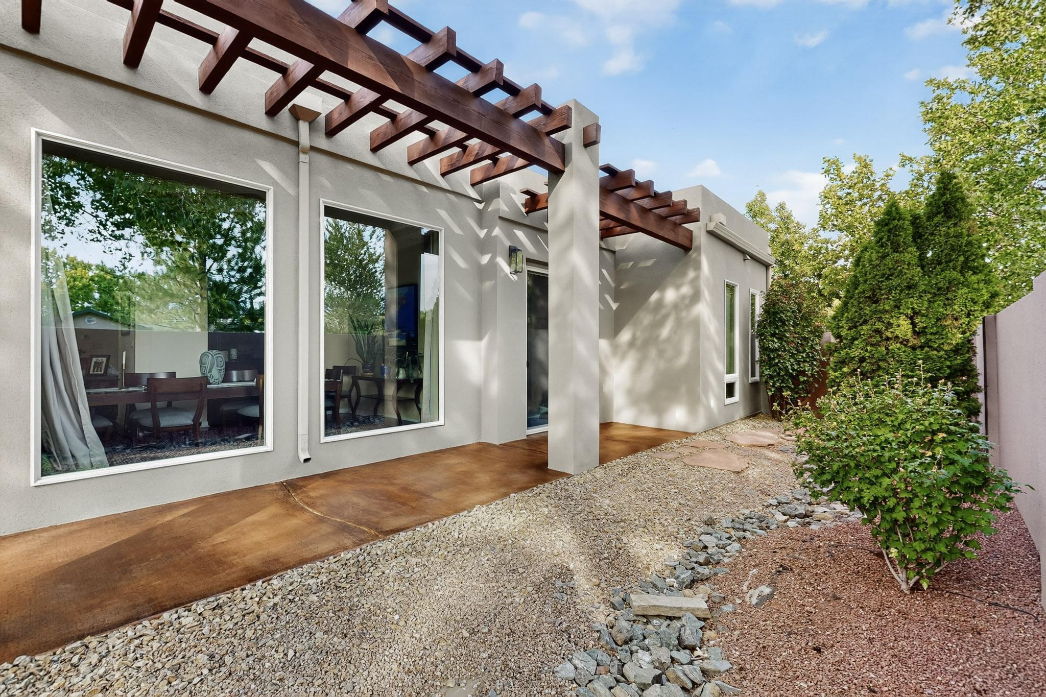 409 CILANTRO Lane NW