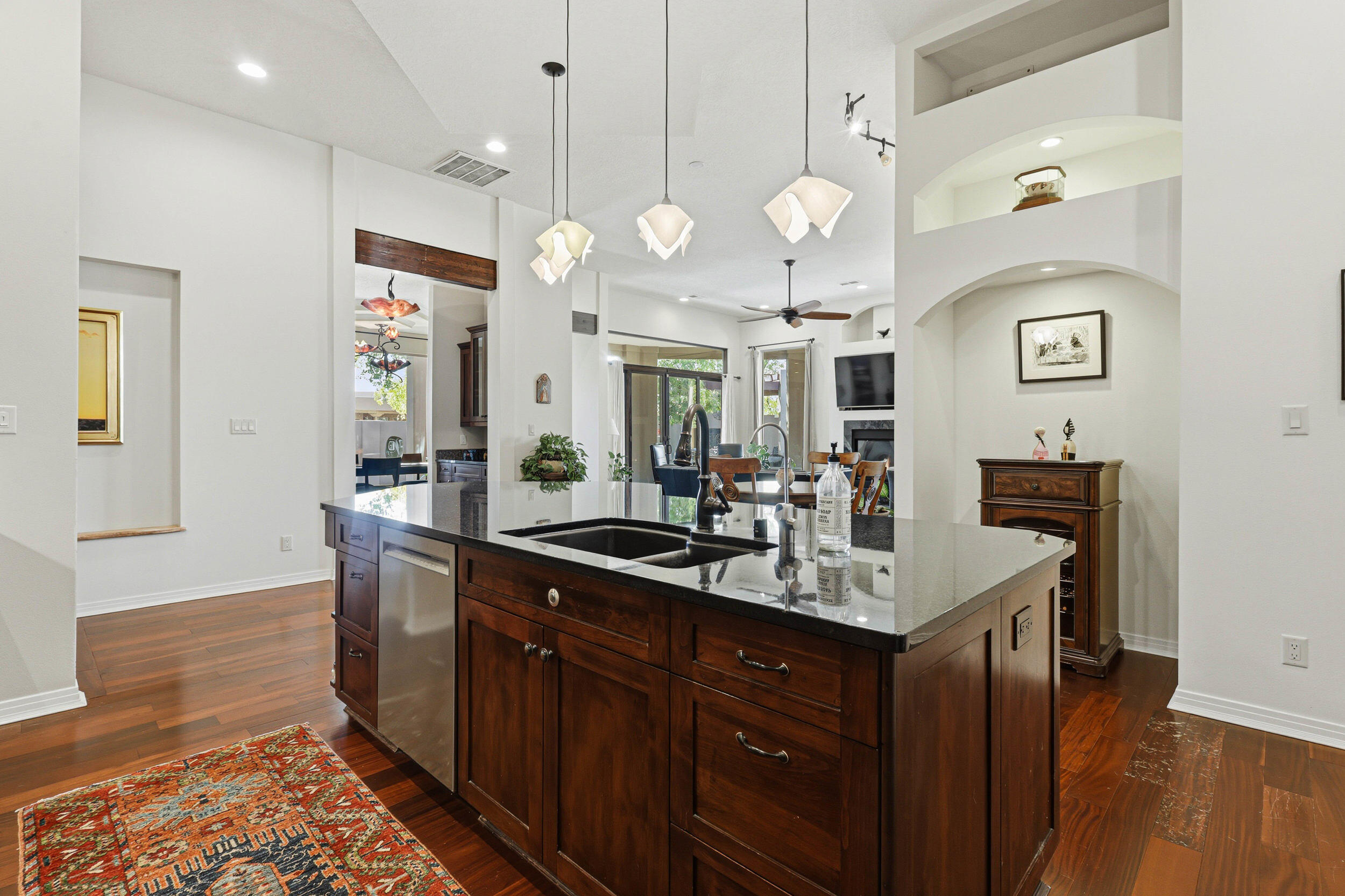 409 CILANTRO Lane NW