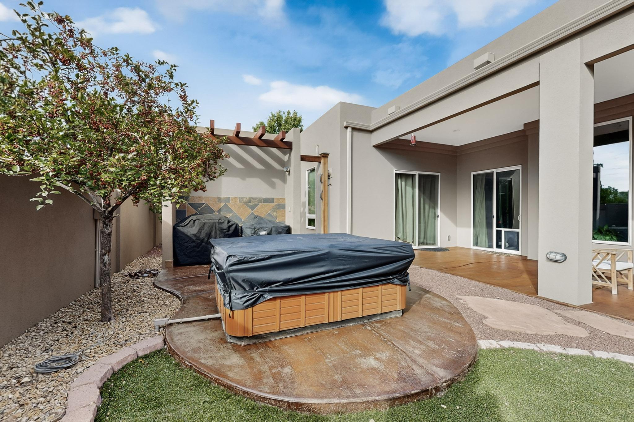 409 CILANTRO Lane NW