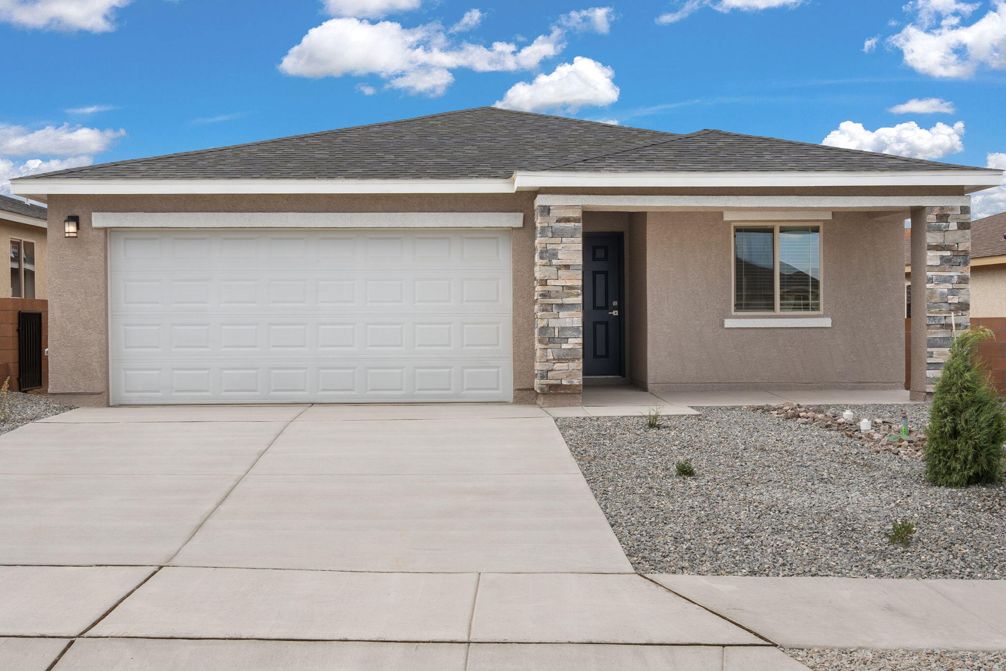 1629 Saddleback Trail NE