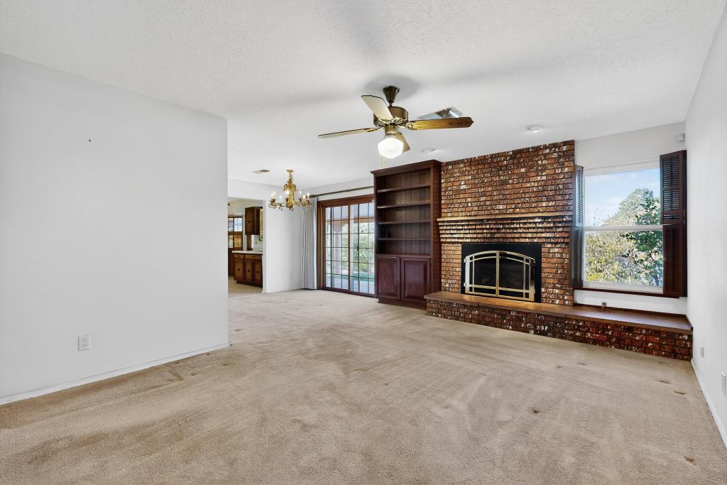 3041 Casa Del Norte Drive NE