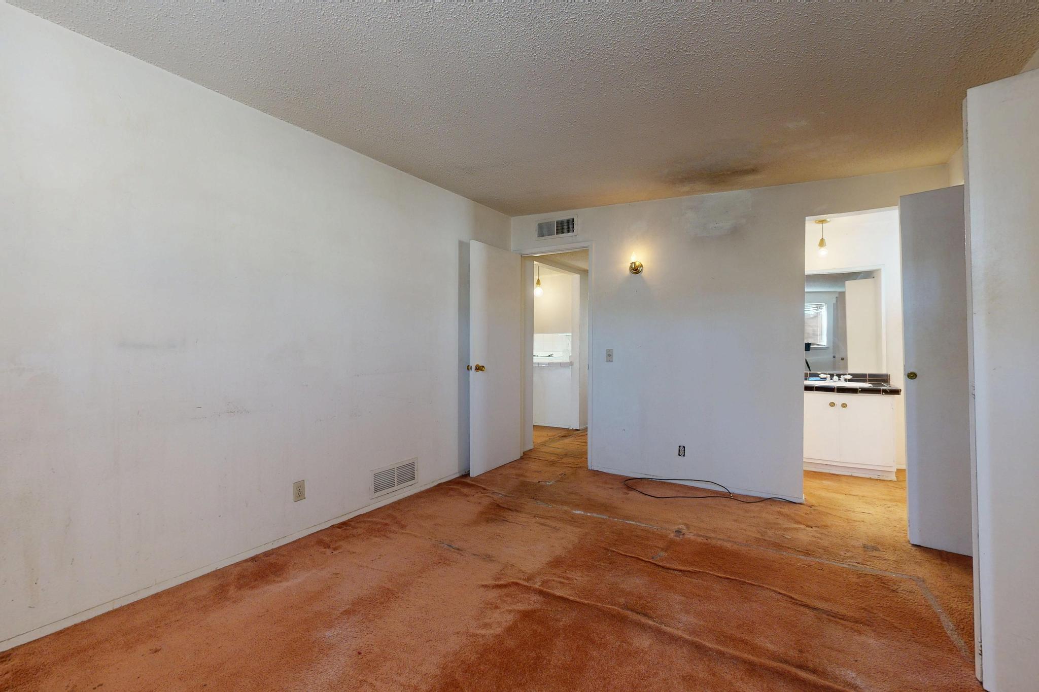 4300 BRAND Avenue NE