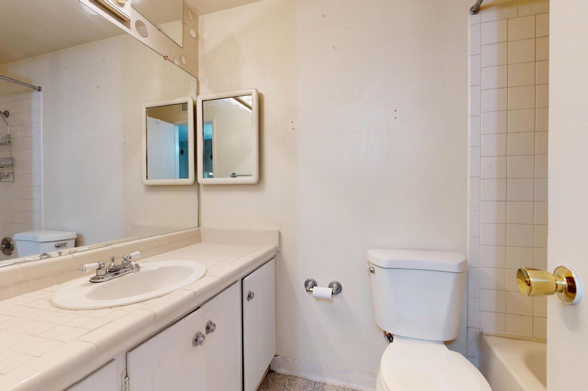 4300 BRAND Avenue NE