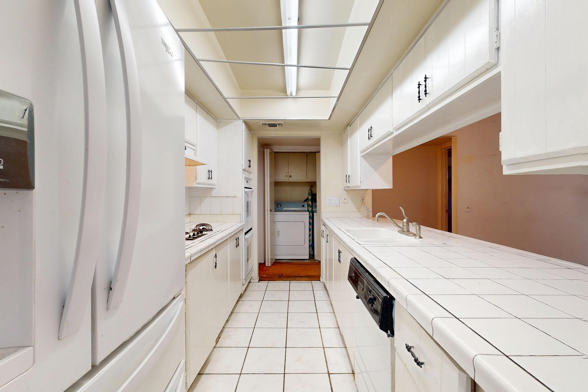 4300 BRAND Avenue NE