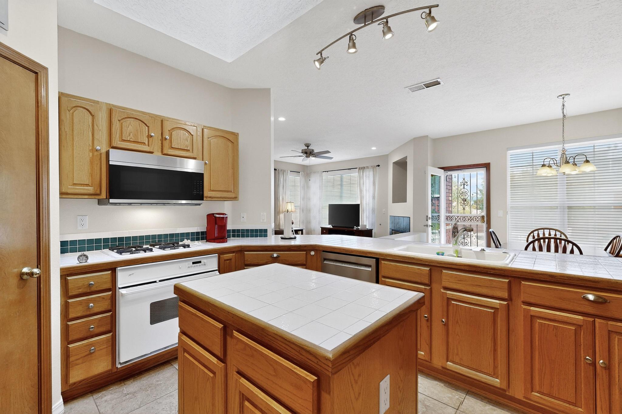 4300 Ridgemont Avenue NW