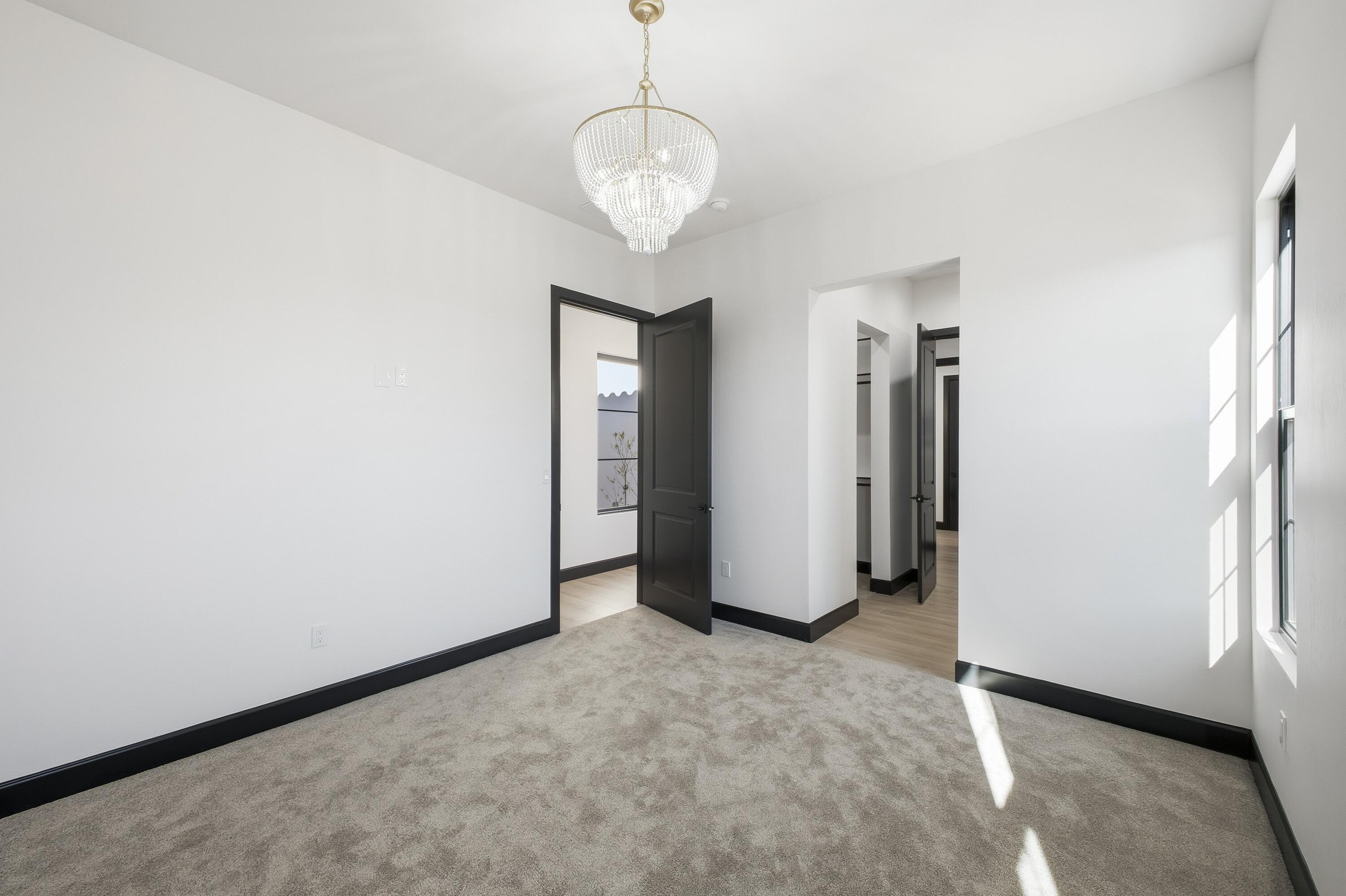 7805 Aguila Street NW