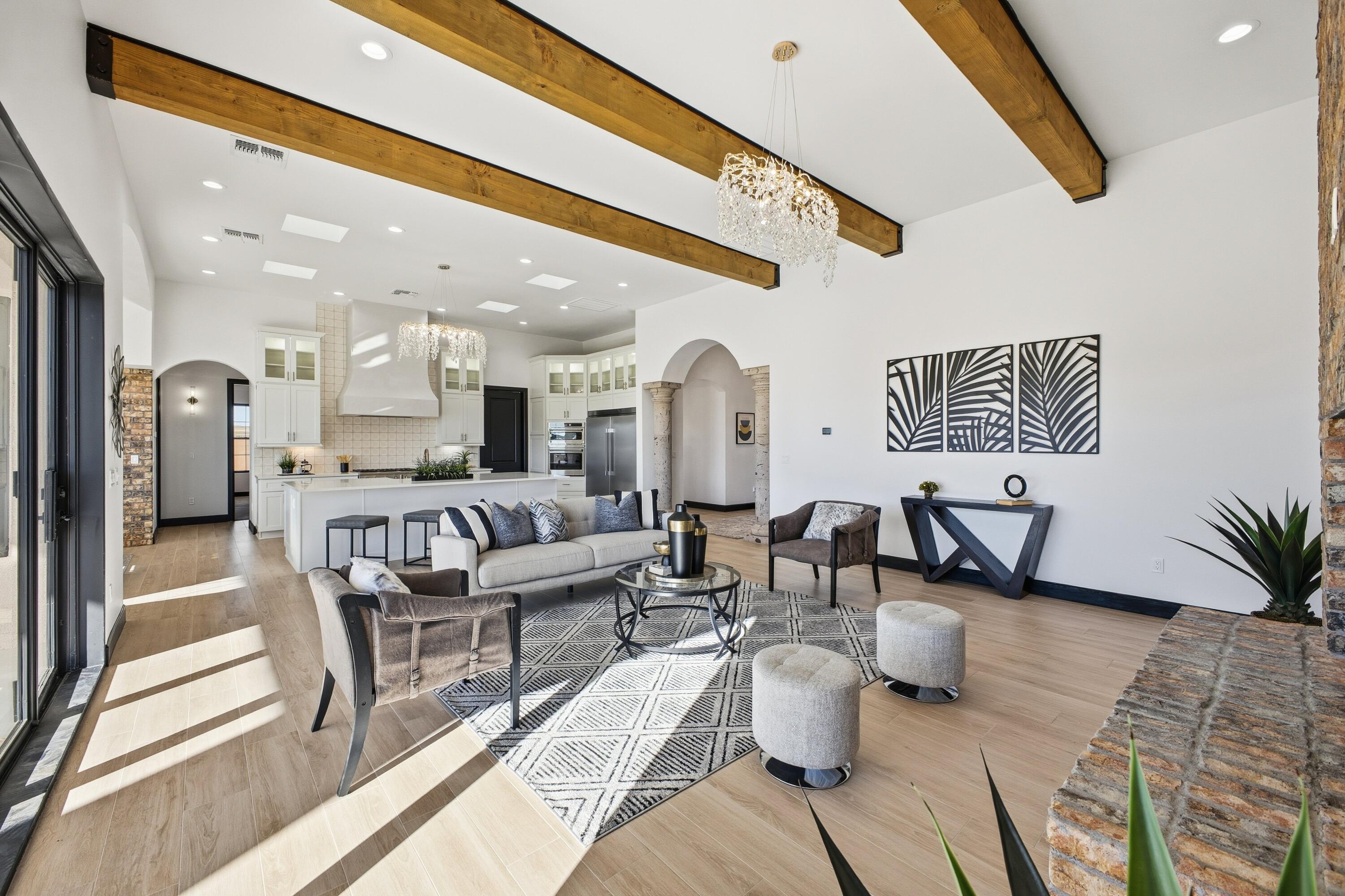 7805 Aguila Street NW