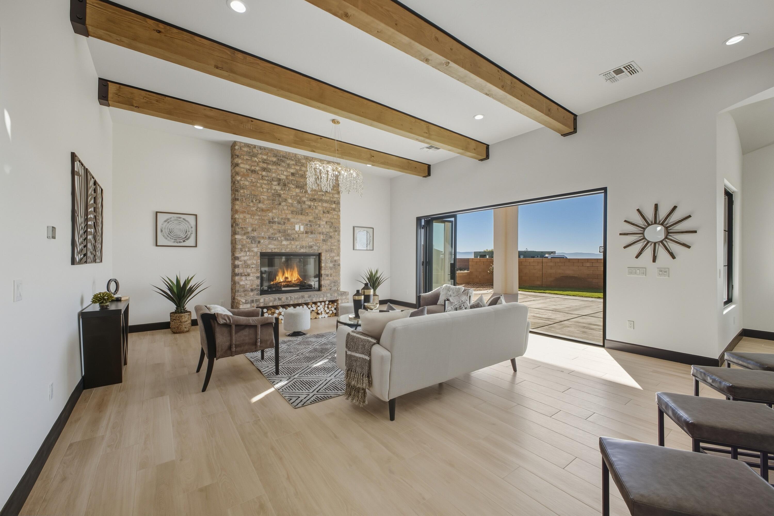 7805 Aguila Street NW