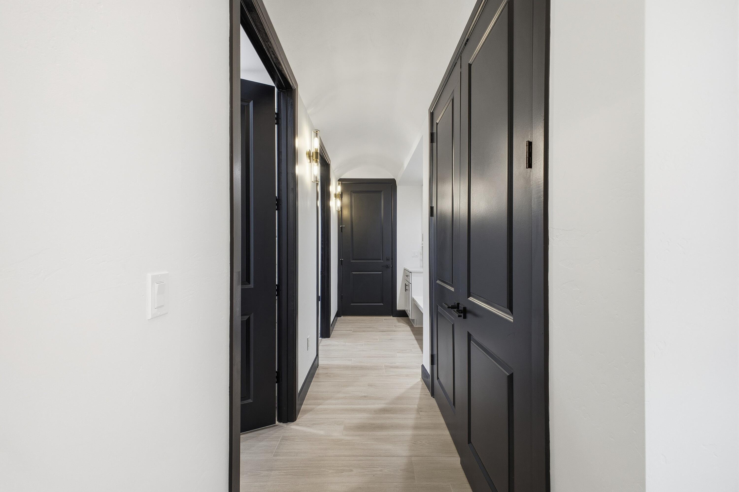 7805 Aguila Street NW