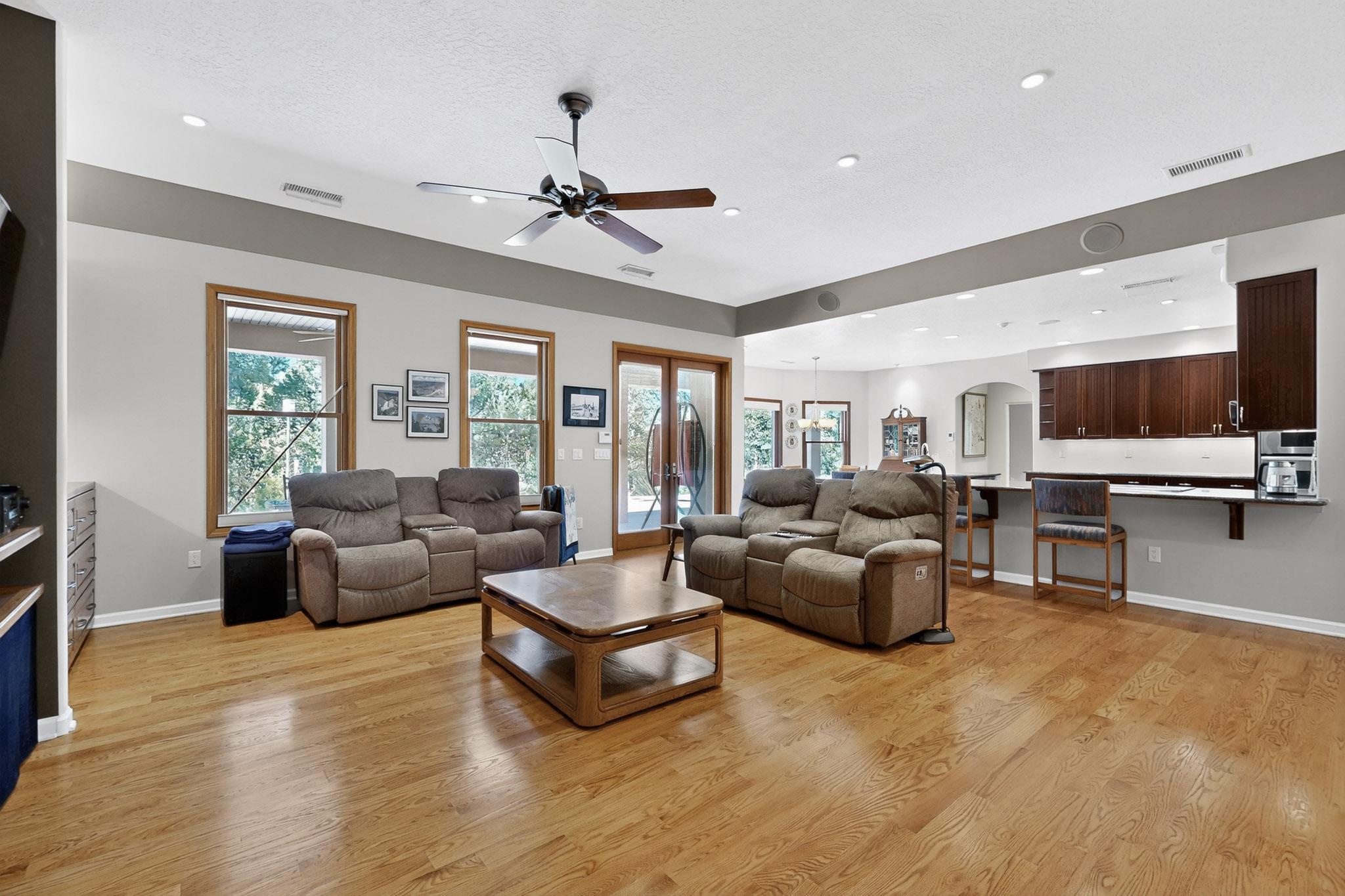 33 Western Trail Drive