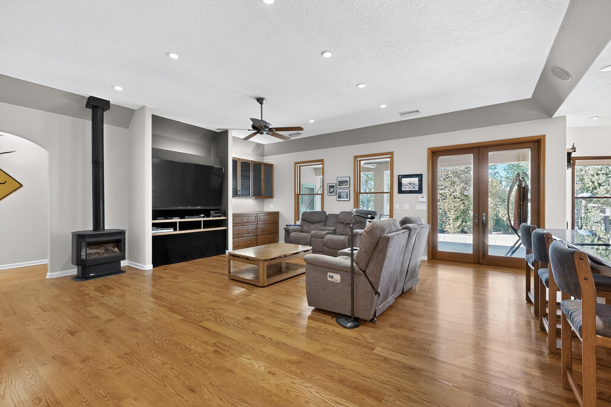 33 Western Trail Drive