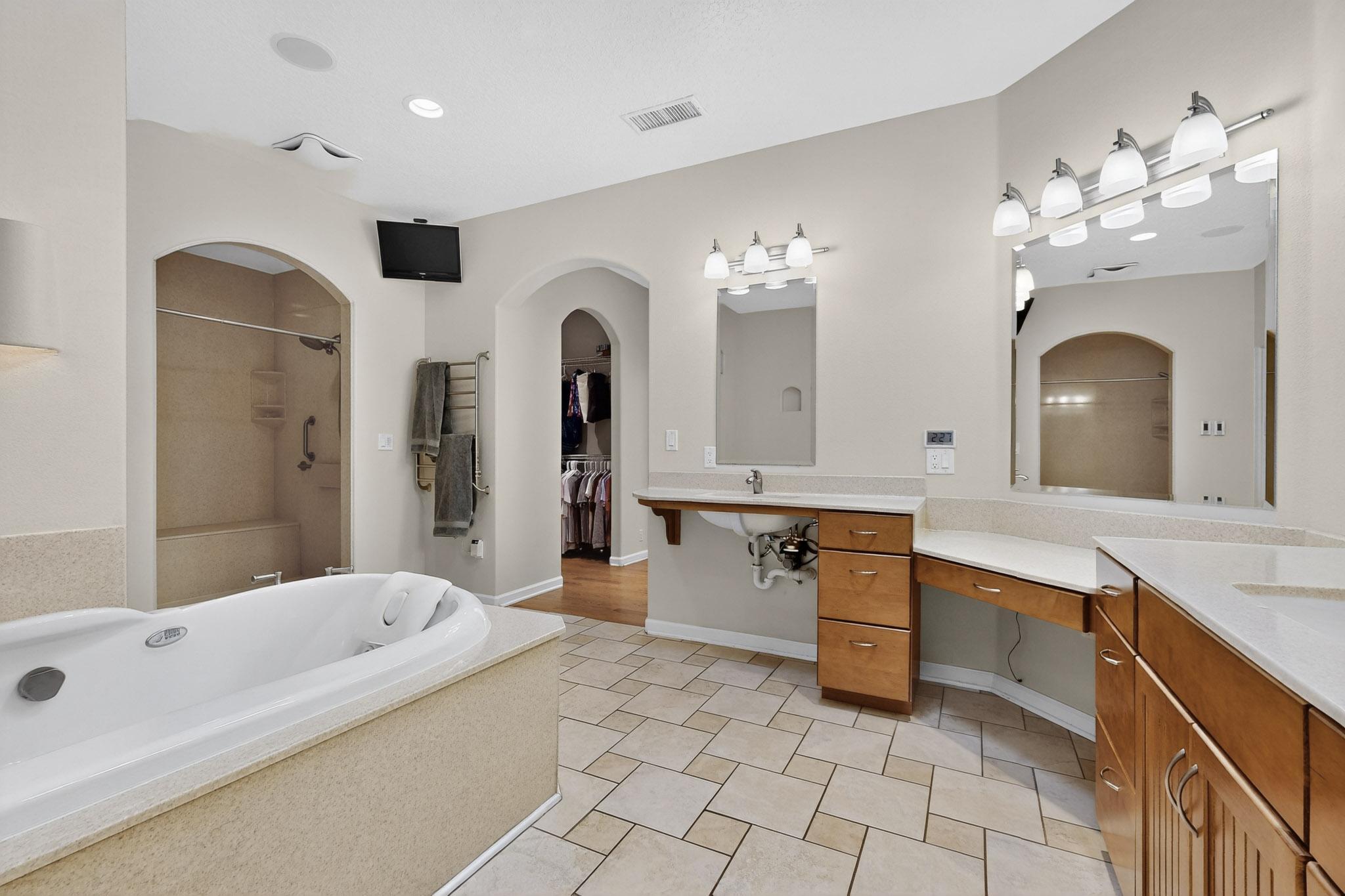 33 Western Trail Drive