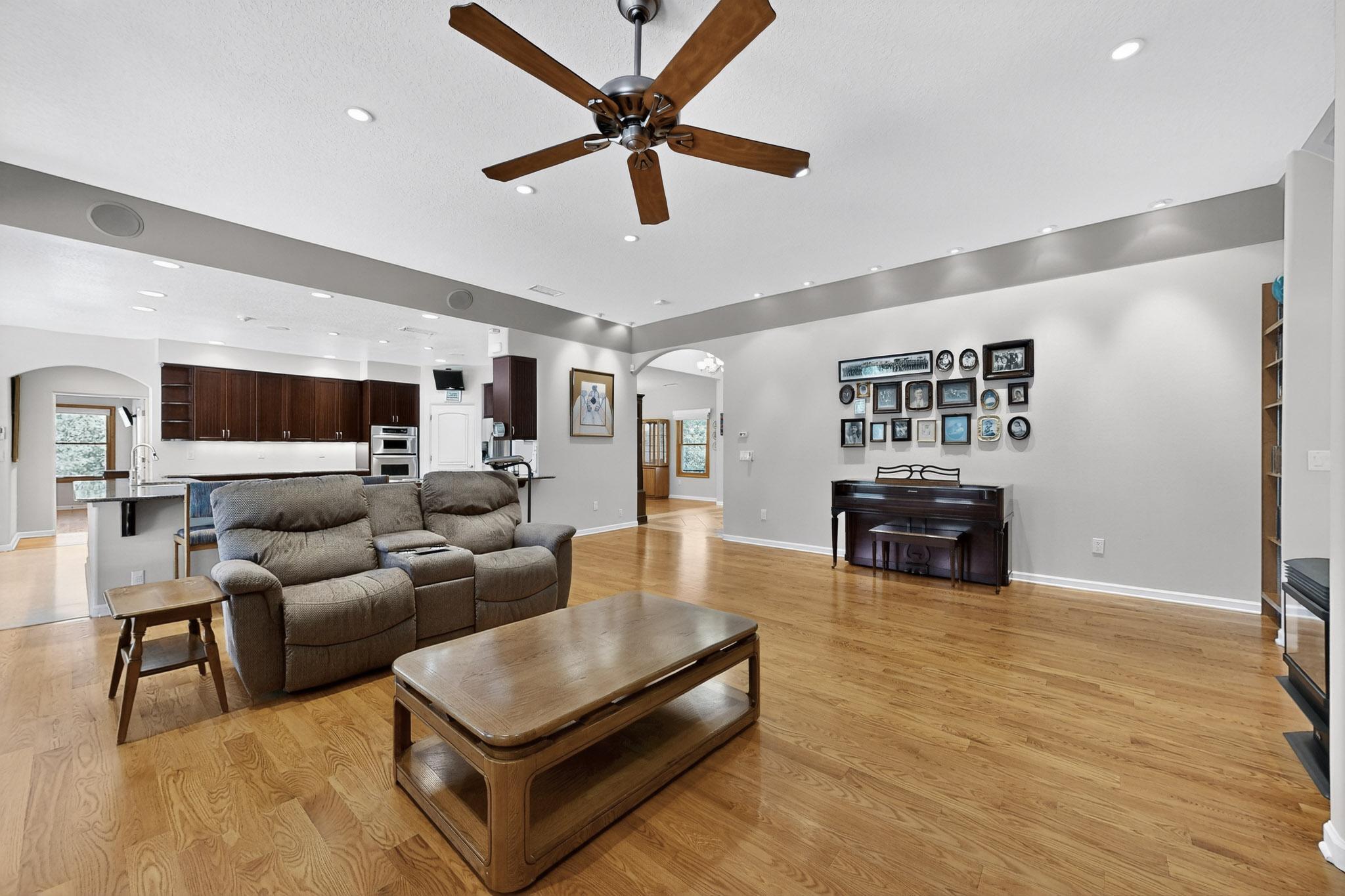 33 Western Trail Drive