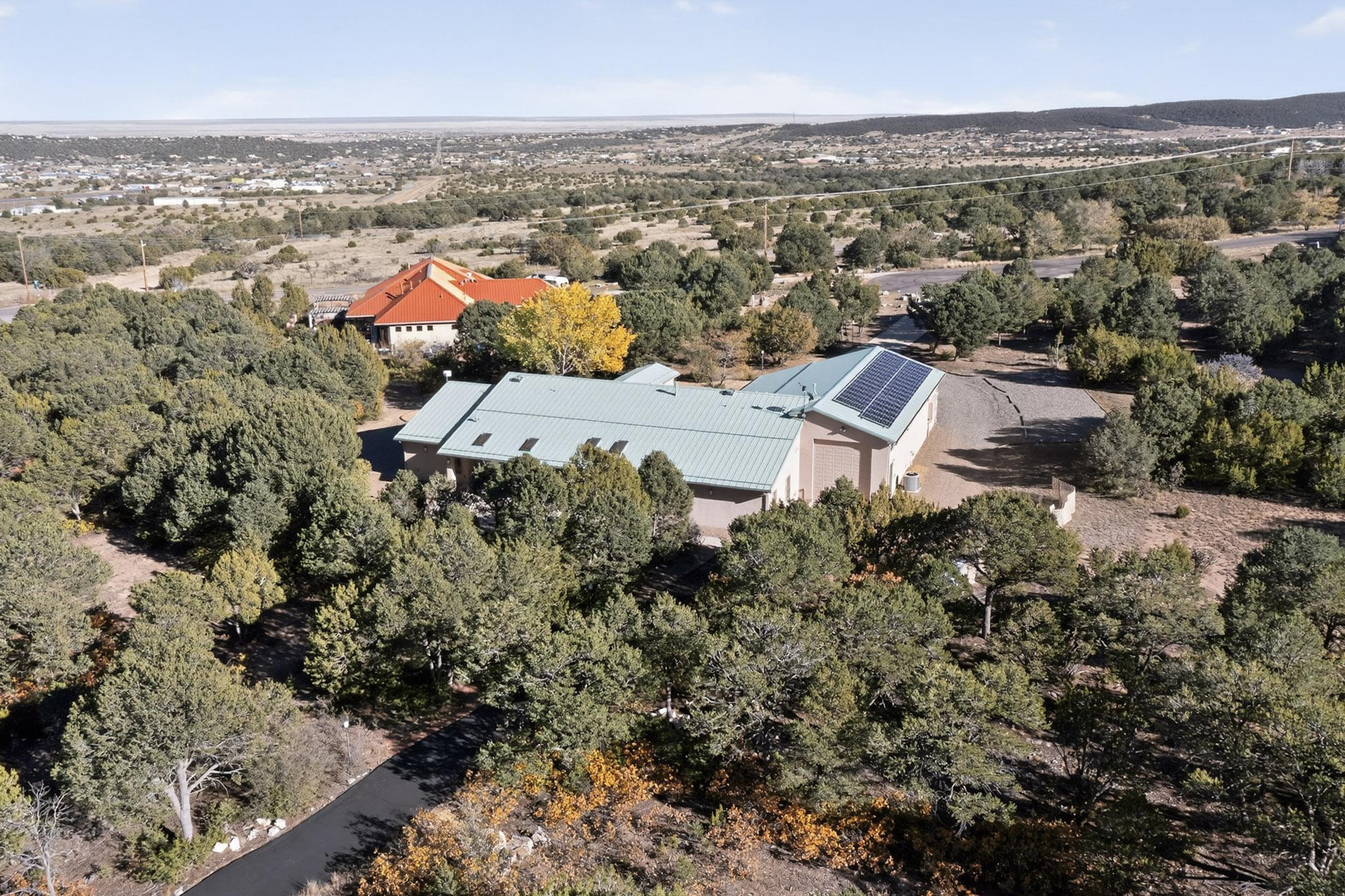 33 Western Trail Drive