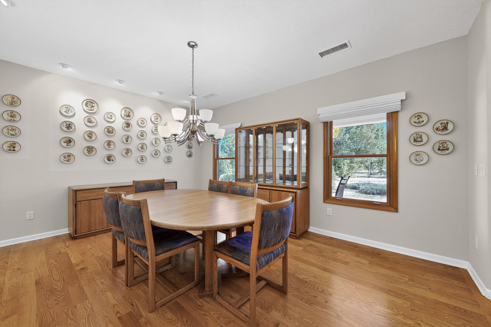 33 Western Trail Drive