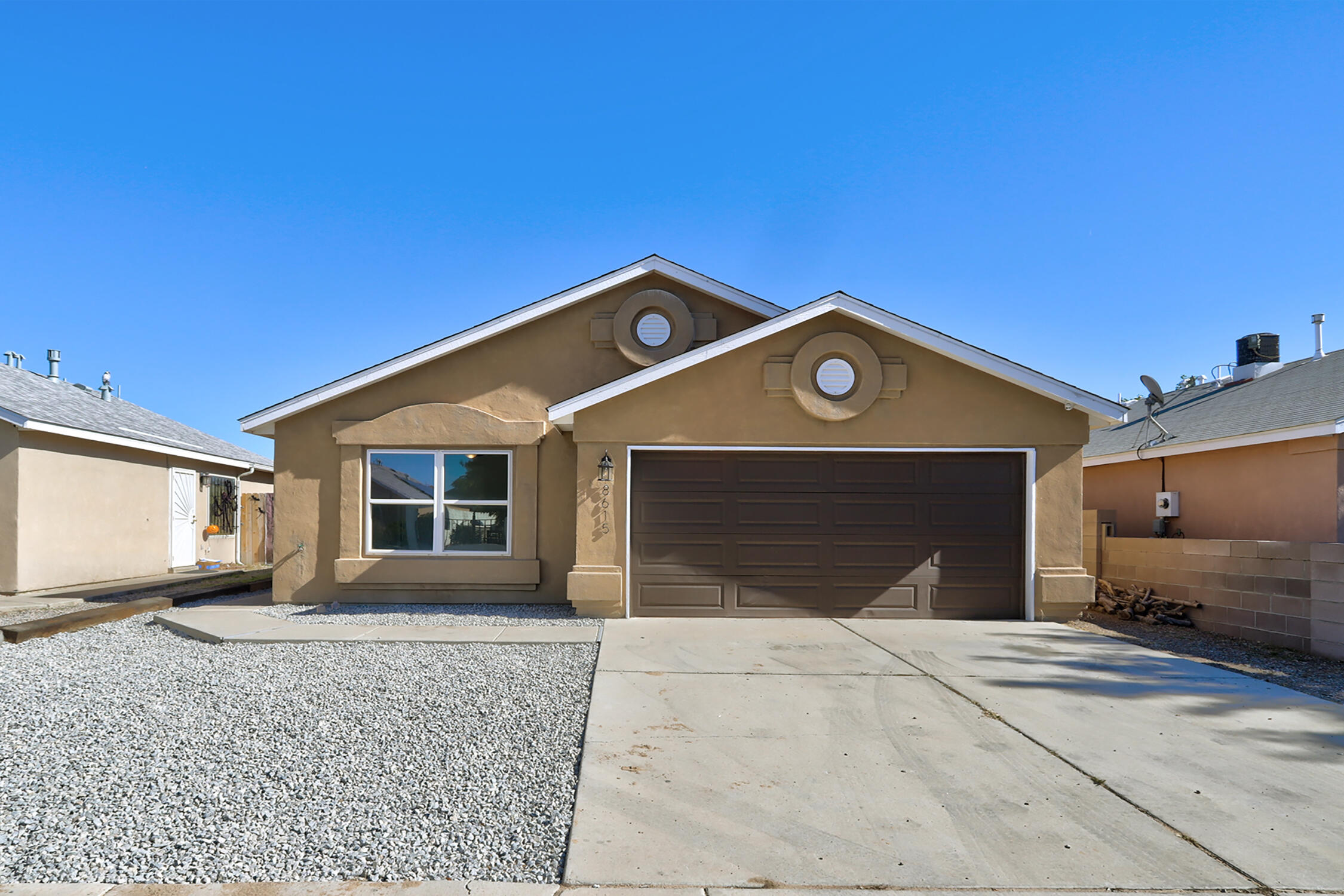 8615 Lone Prairie Avenue SW