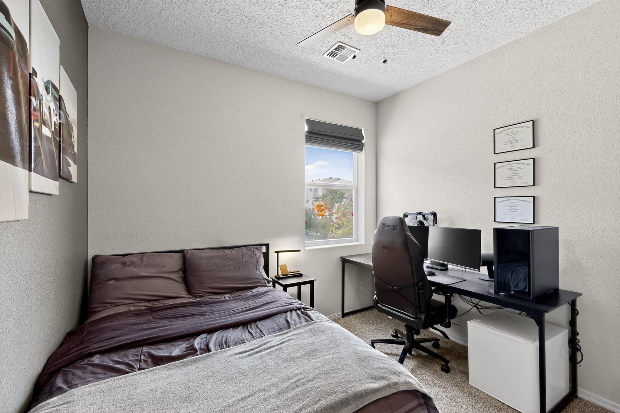 1419 Blue Sky Loop NE