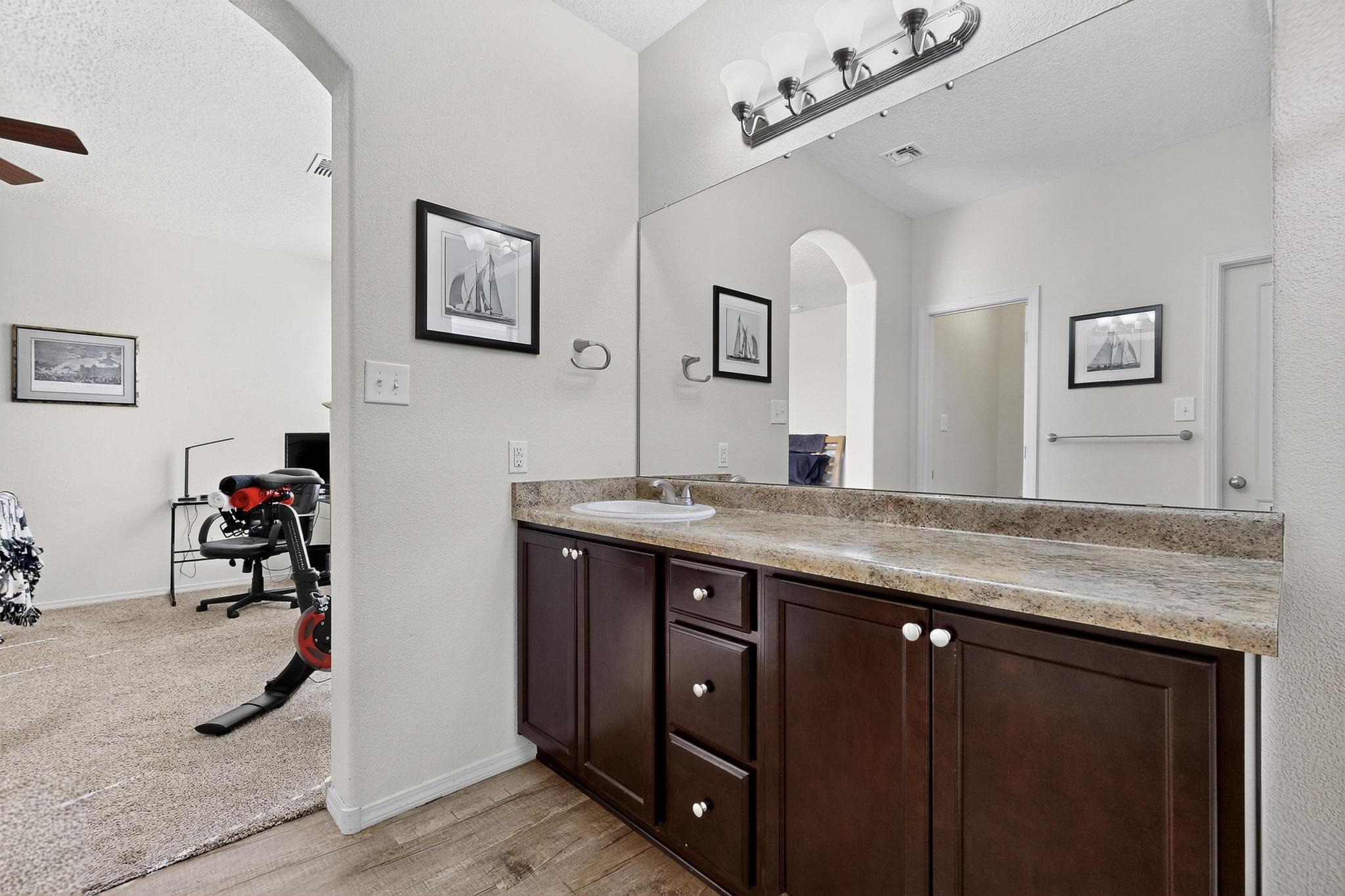 1419 Blue Sky Loop NE