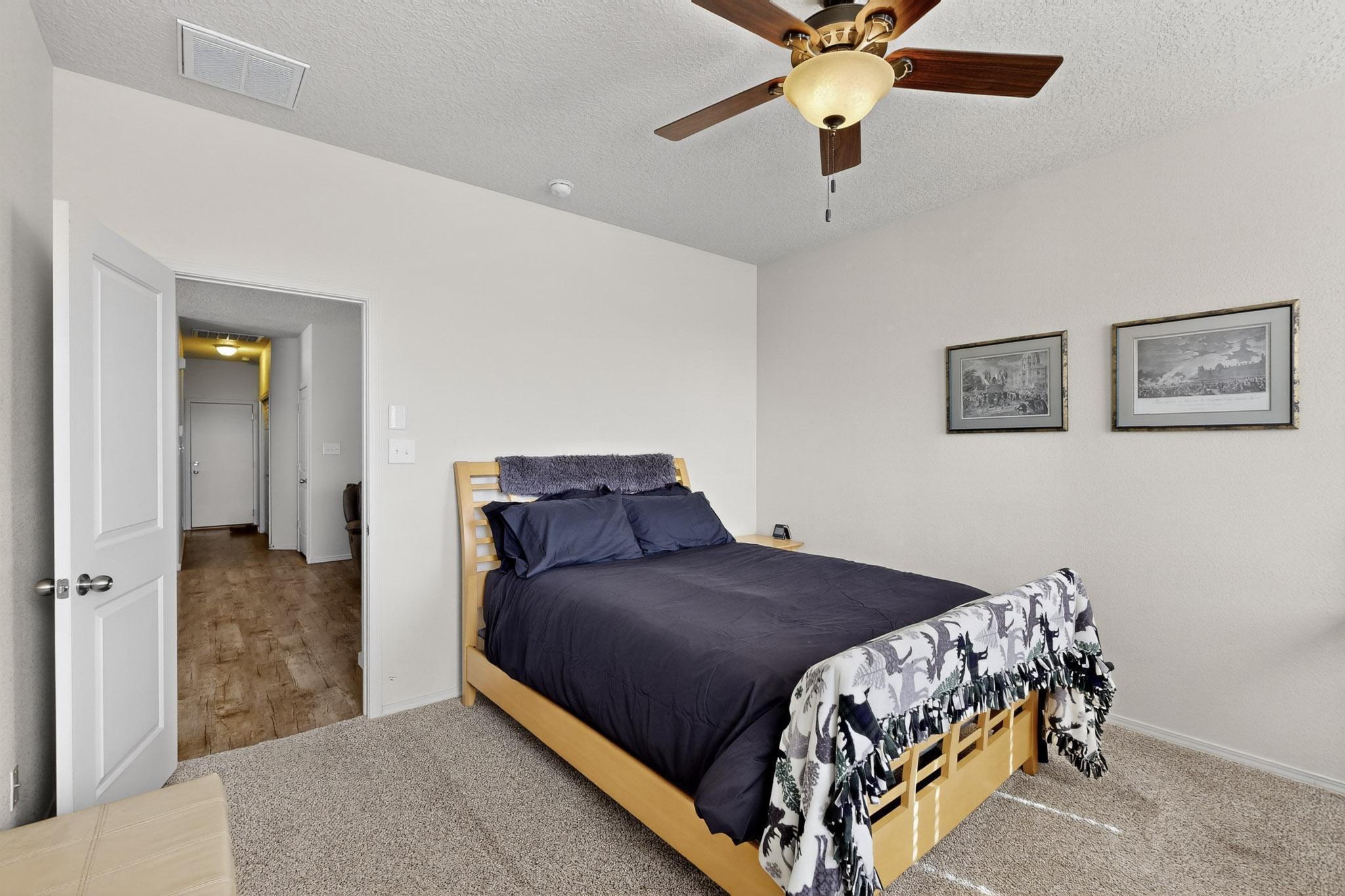 1419 Blue Sky Loop NE