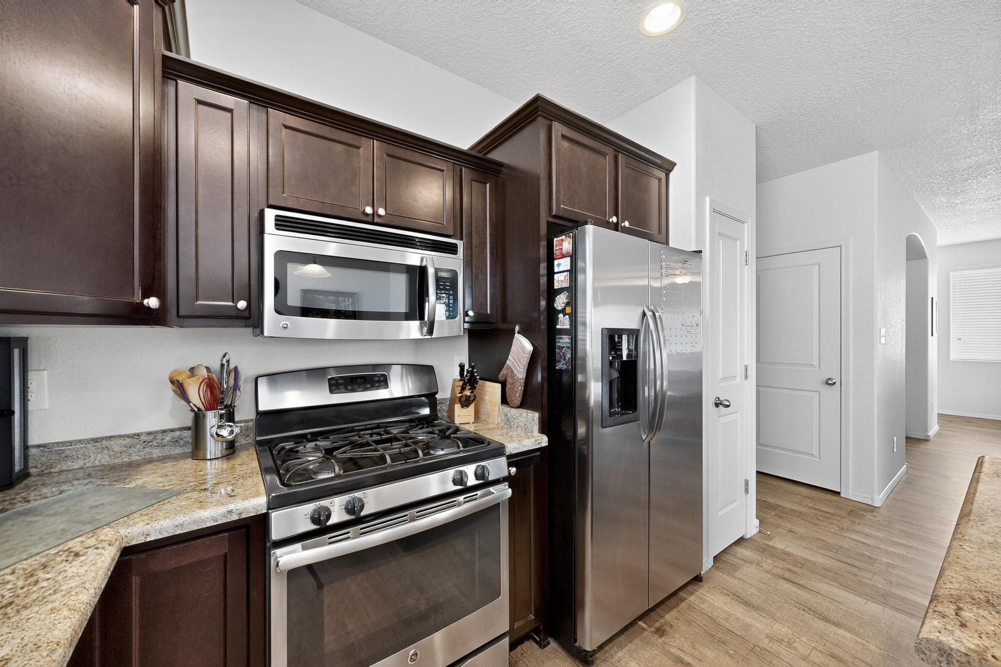 1419 Blue Sky Loop NE