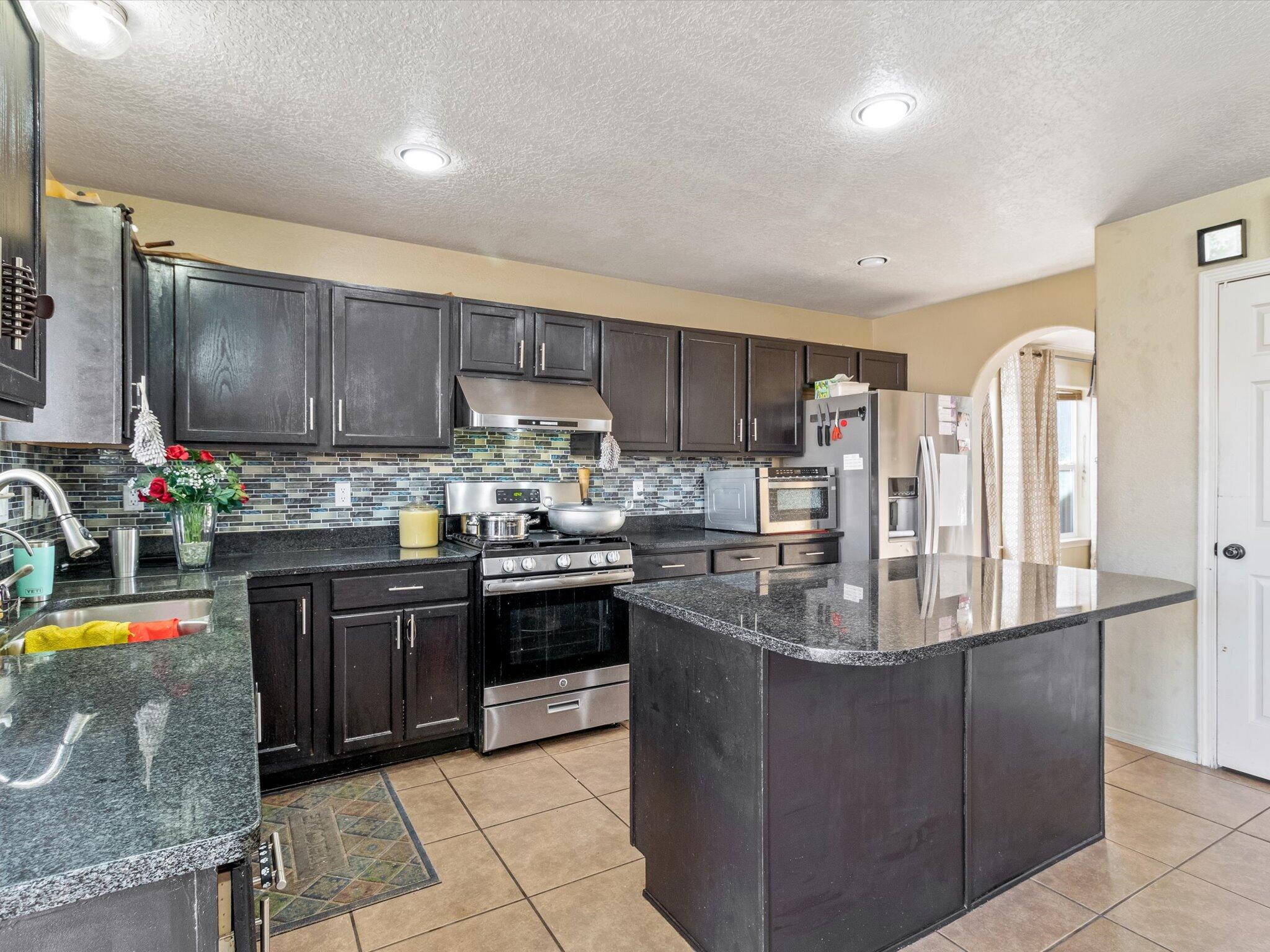 3908 Oasis Springs Road NE