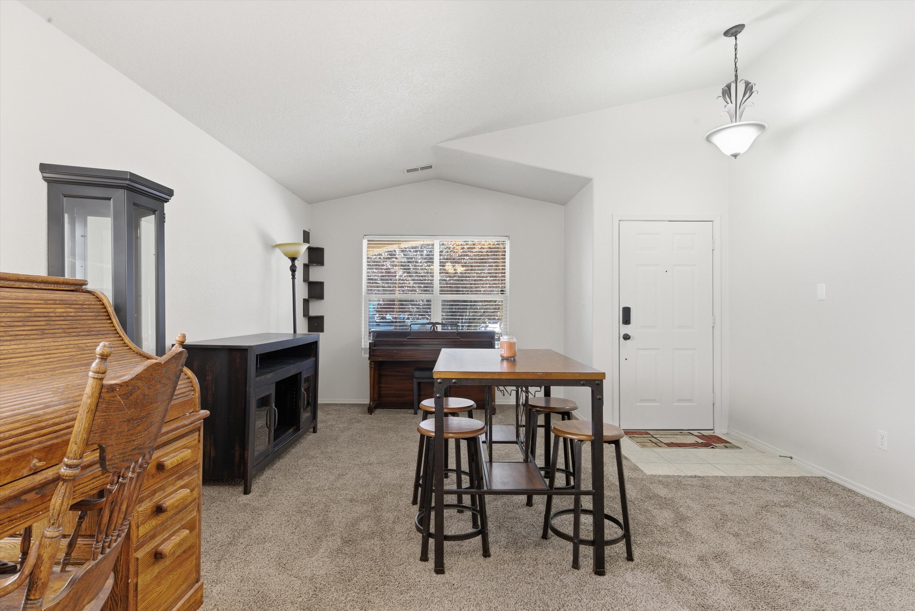 10555 Coyote Canyon Place NW