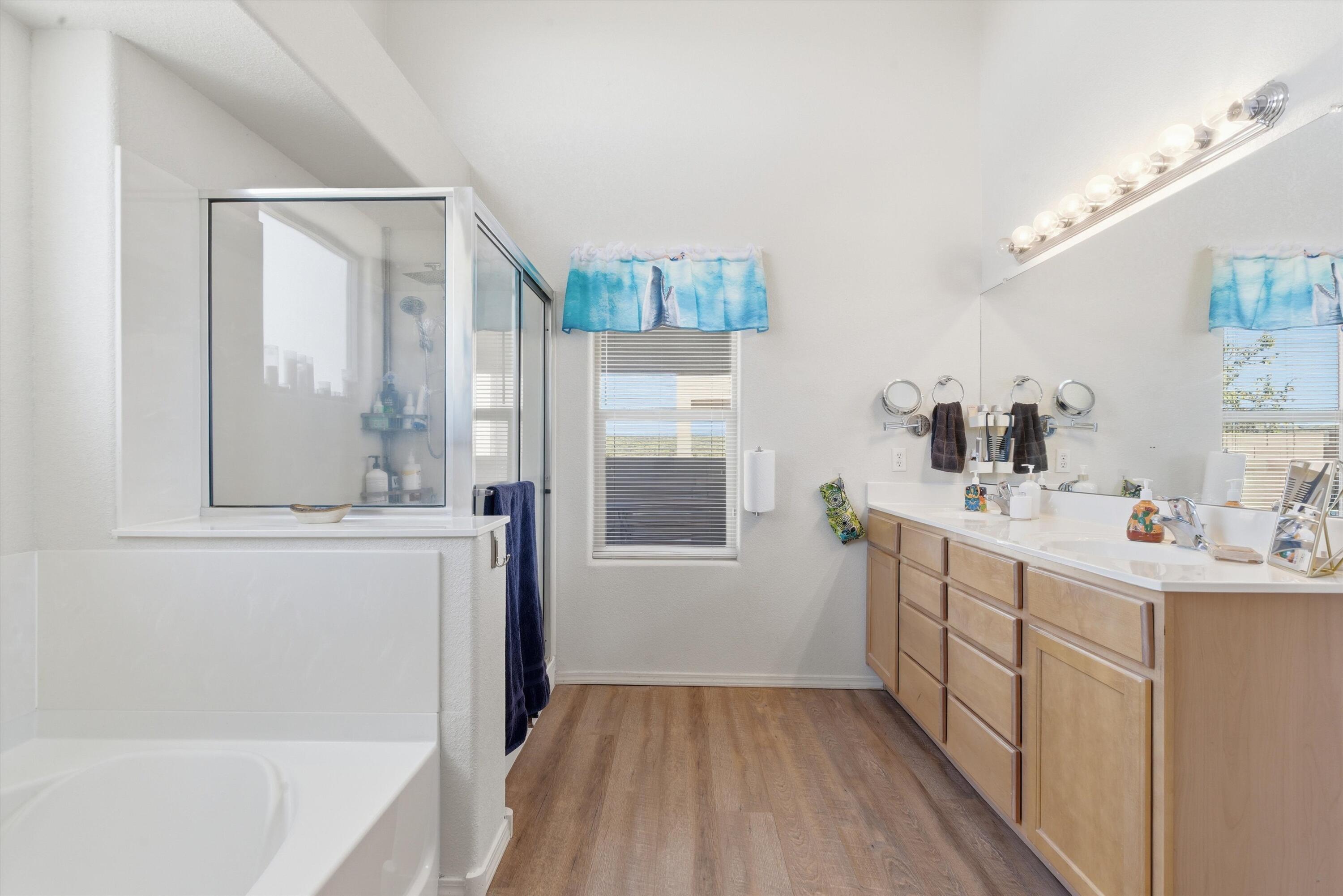 10555 Coyote Canyon Place NW