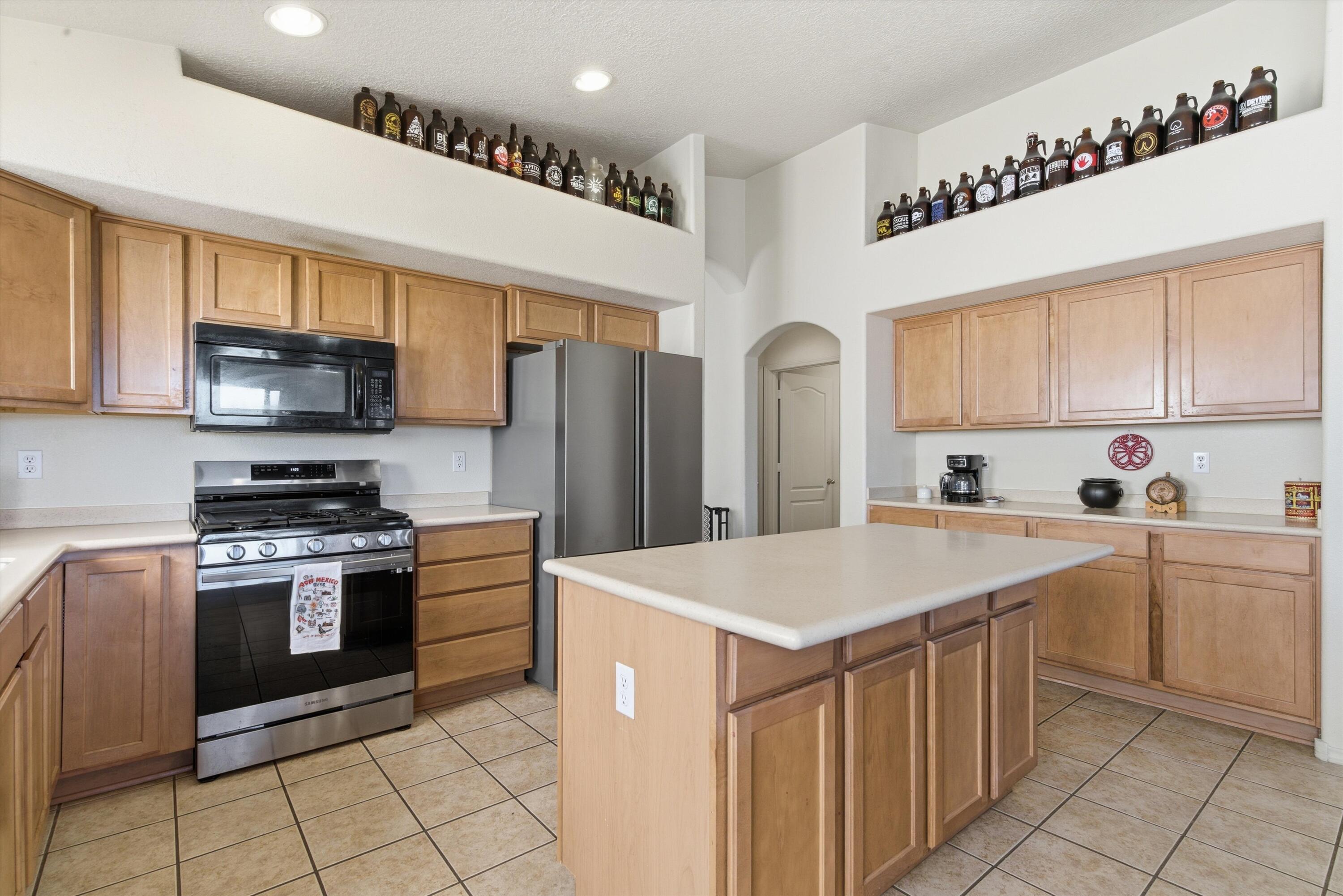 10555 Coyote Canyon Place NW