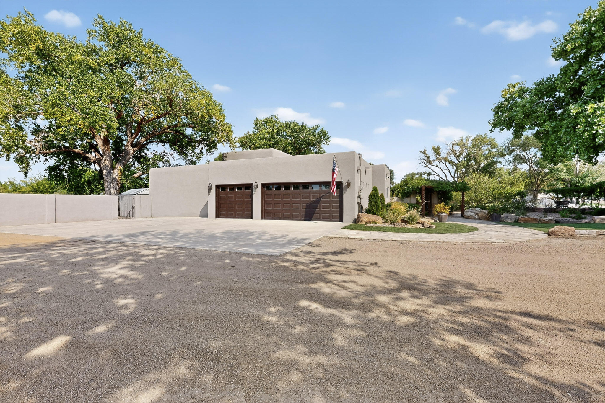 2609 Pajarito Meadows Road SW