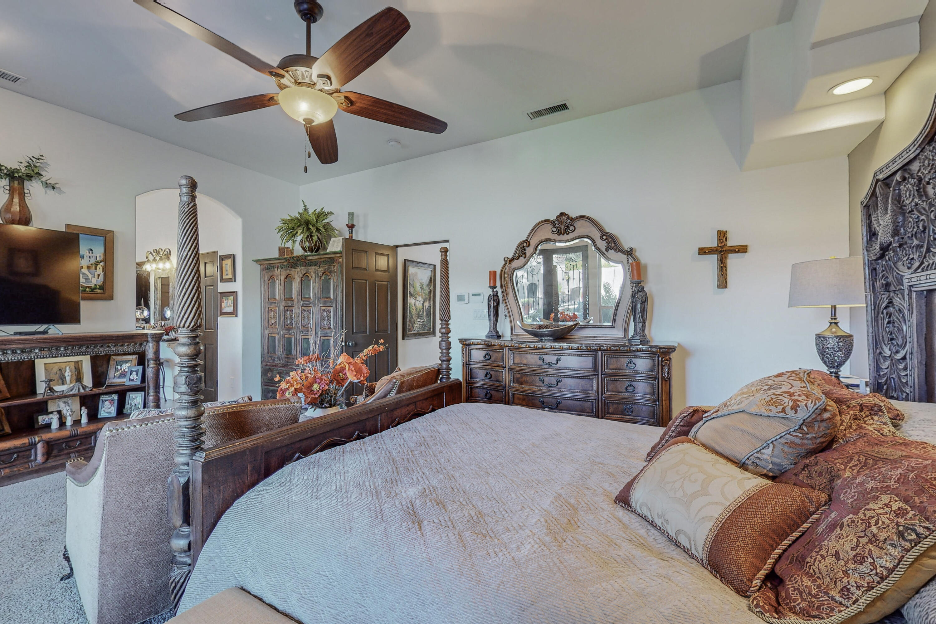 2609 Pajarito Meadows Road SW