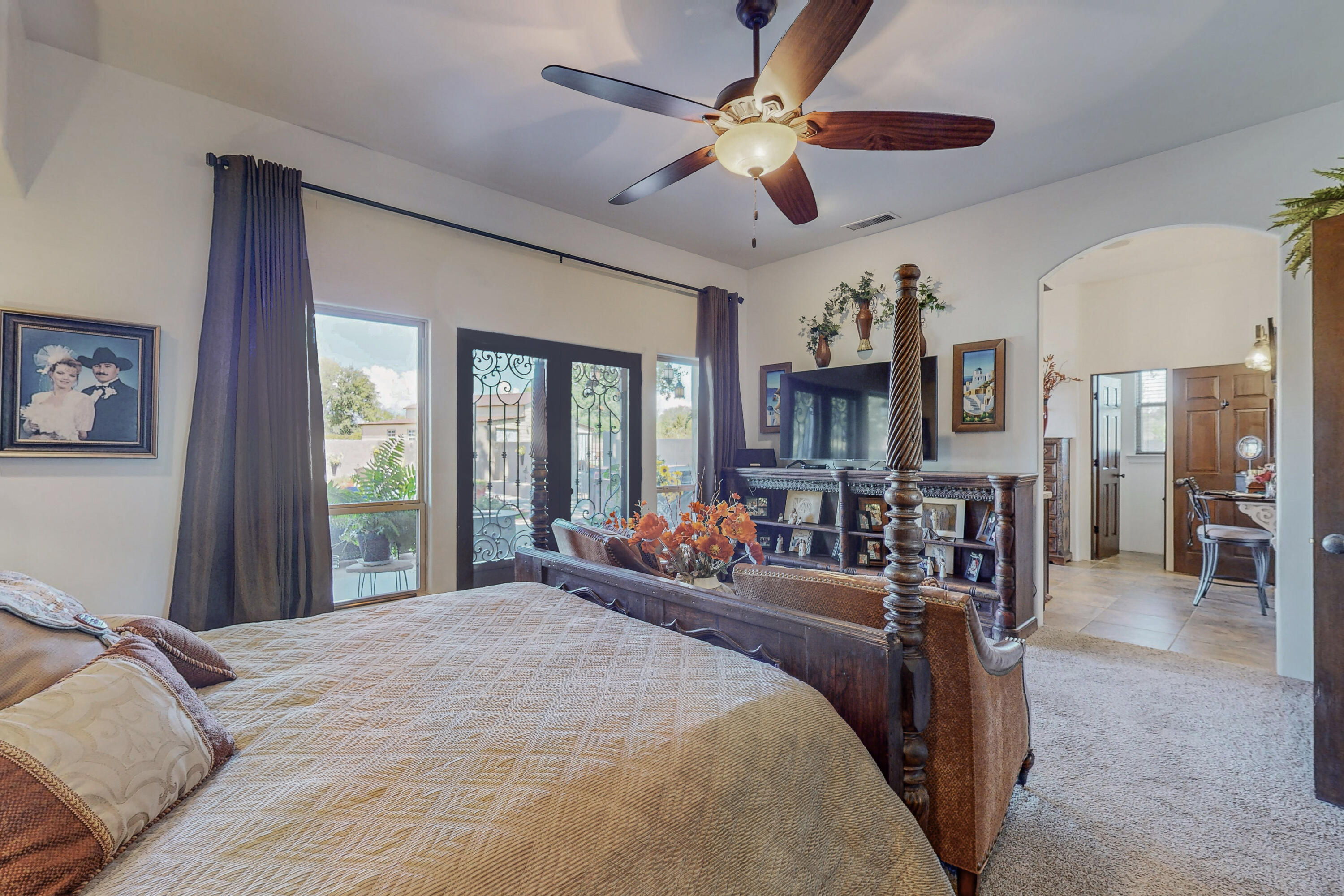 2609 Pajarito Meadows Road SW