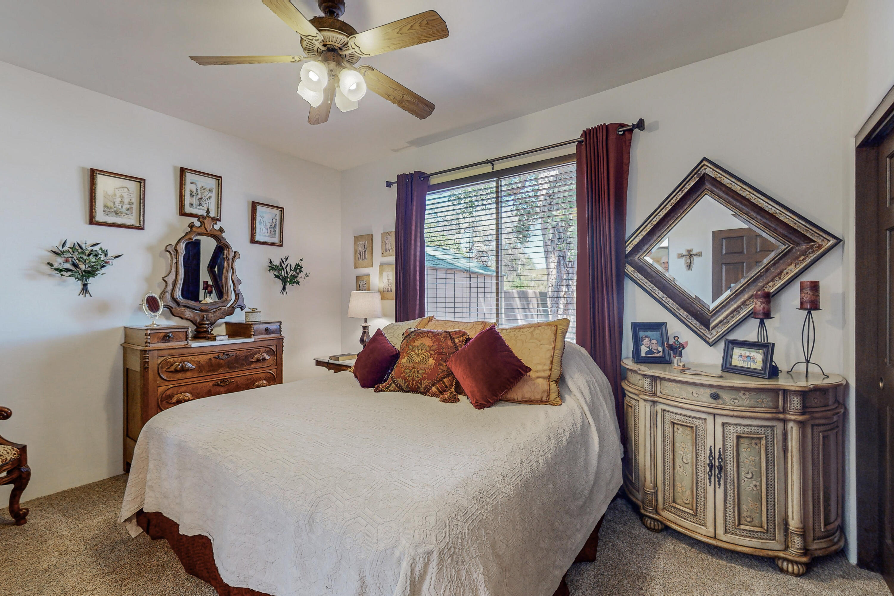 2609 Pajarito Meadows Road SW