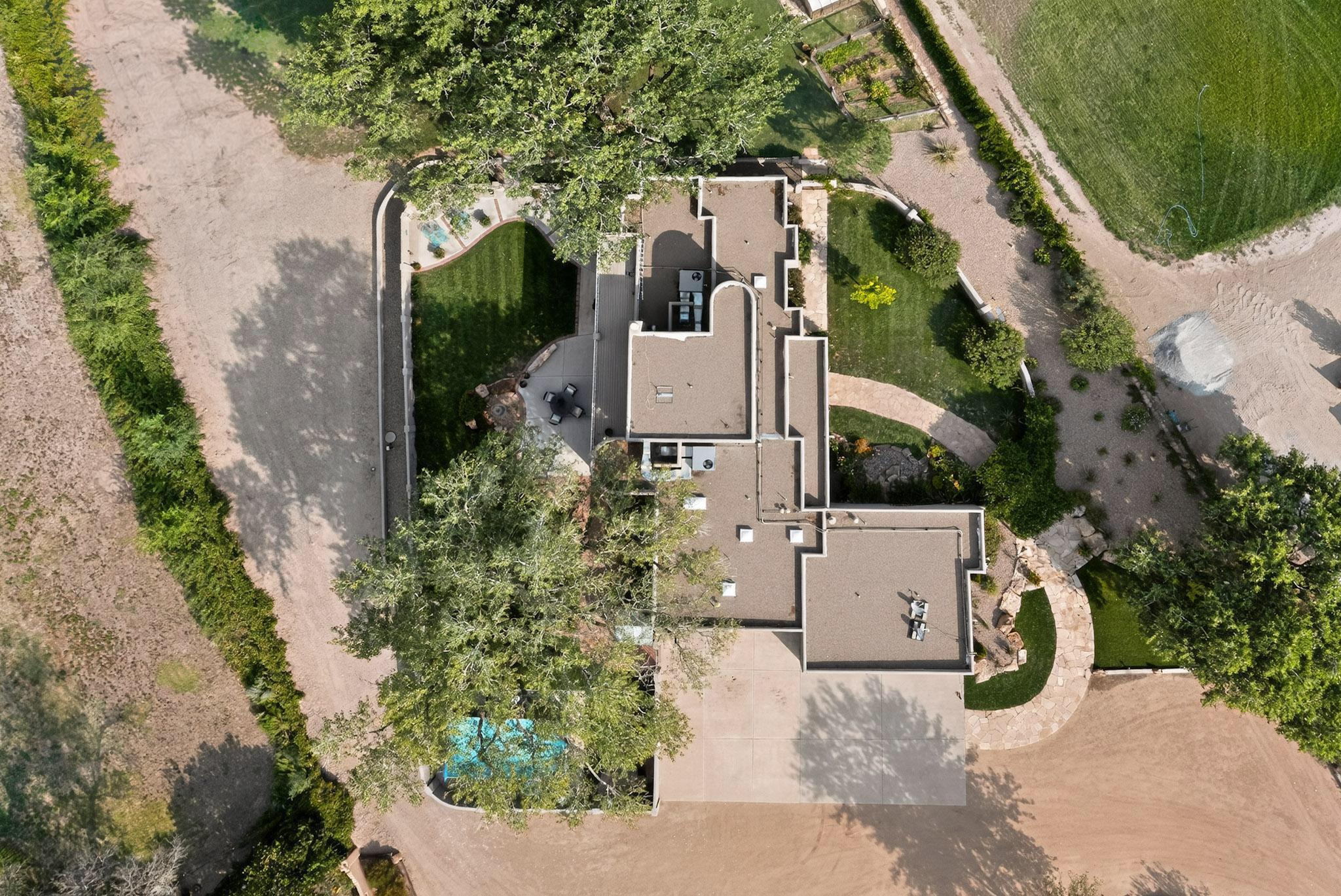 2609 Pajarito Meadows Road SW