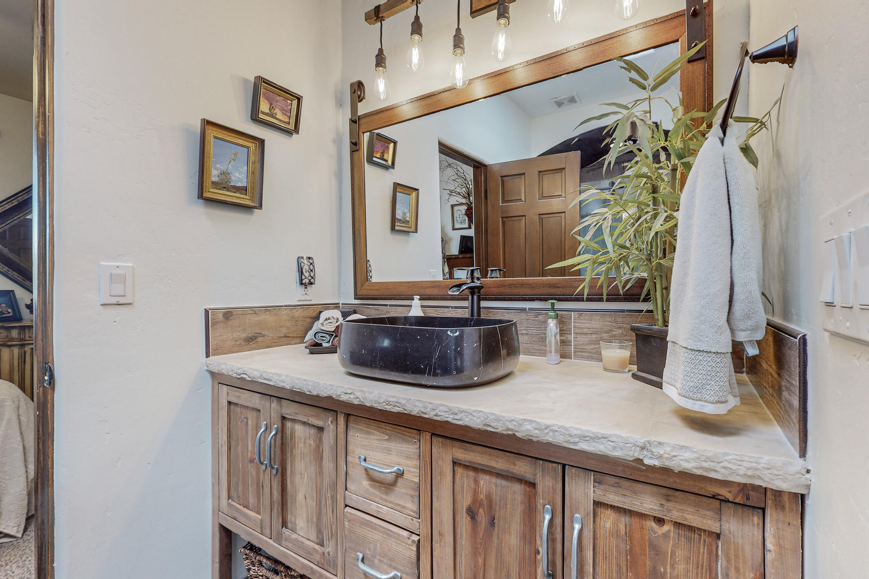 2609 Pajarito Meadows Road SW