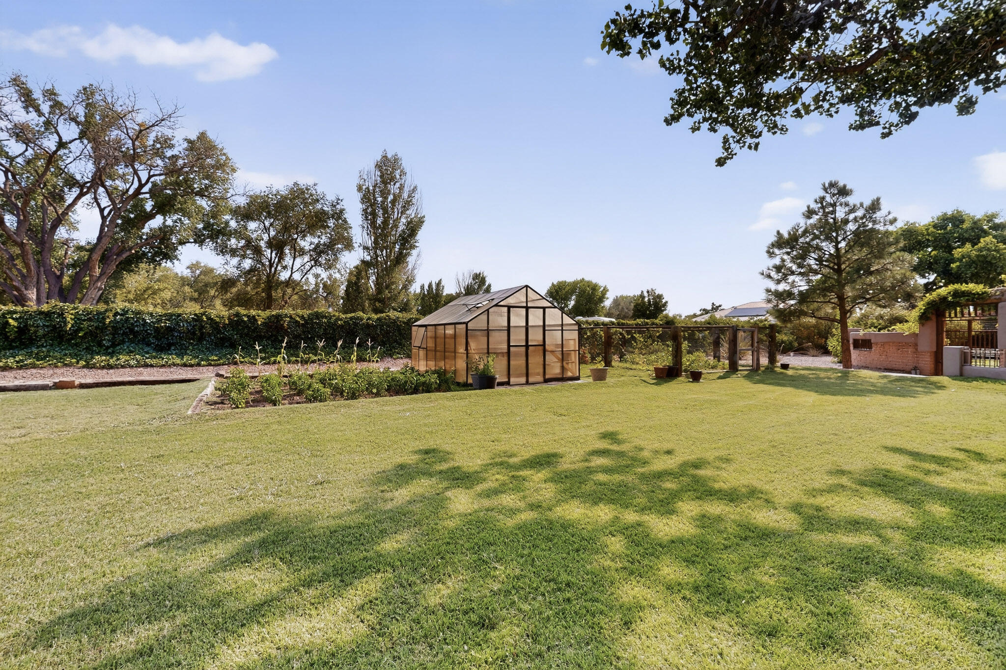 2609 Pajarito Meadows Road SW