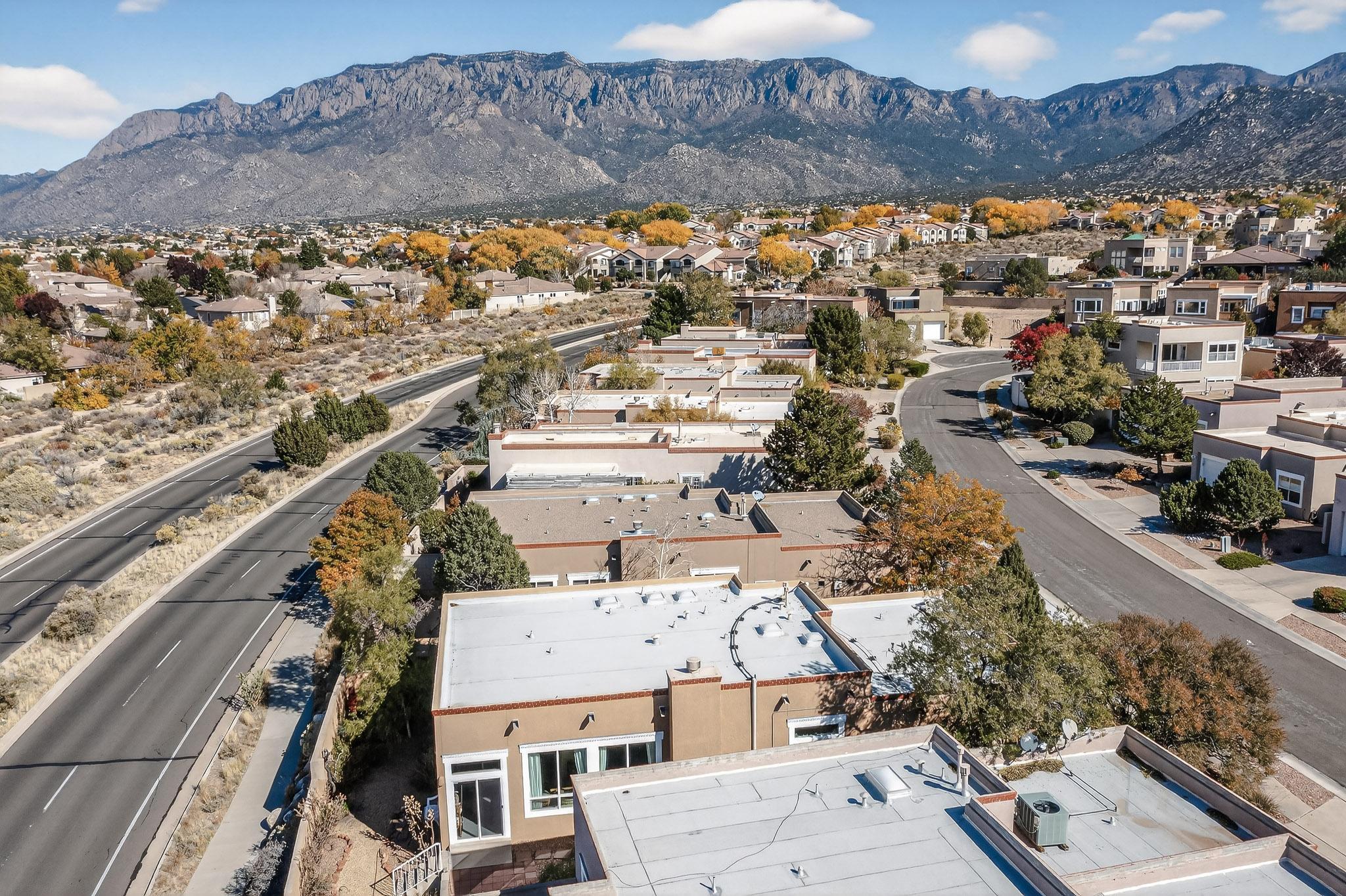 5723 Bosque Vista Drive NE