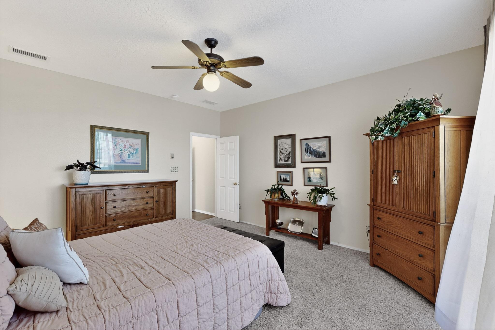 5723 Bosque Vista Drive NE