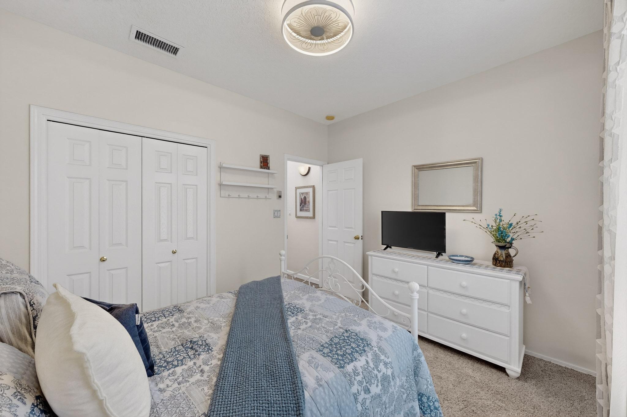 5723 Bosque Vista Drive NE