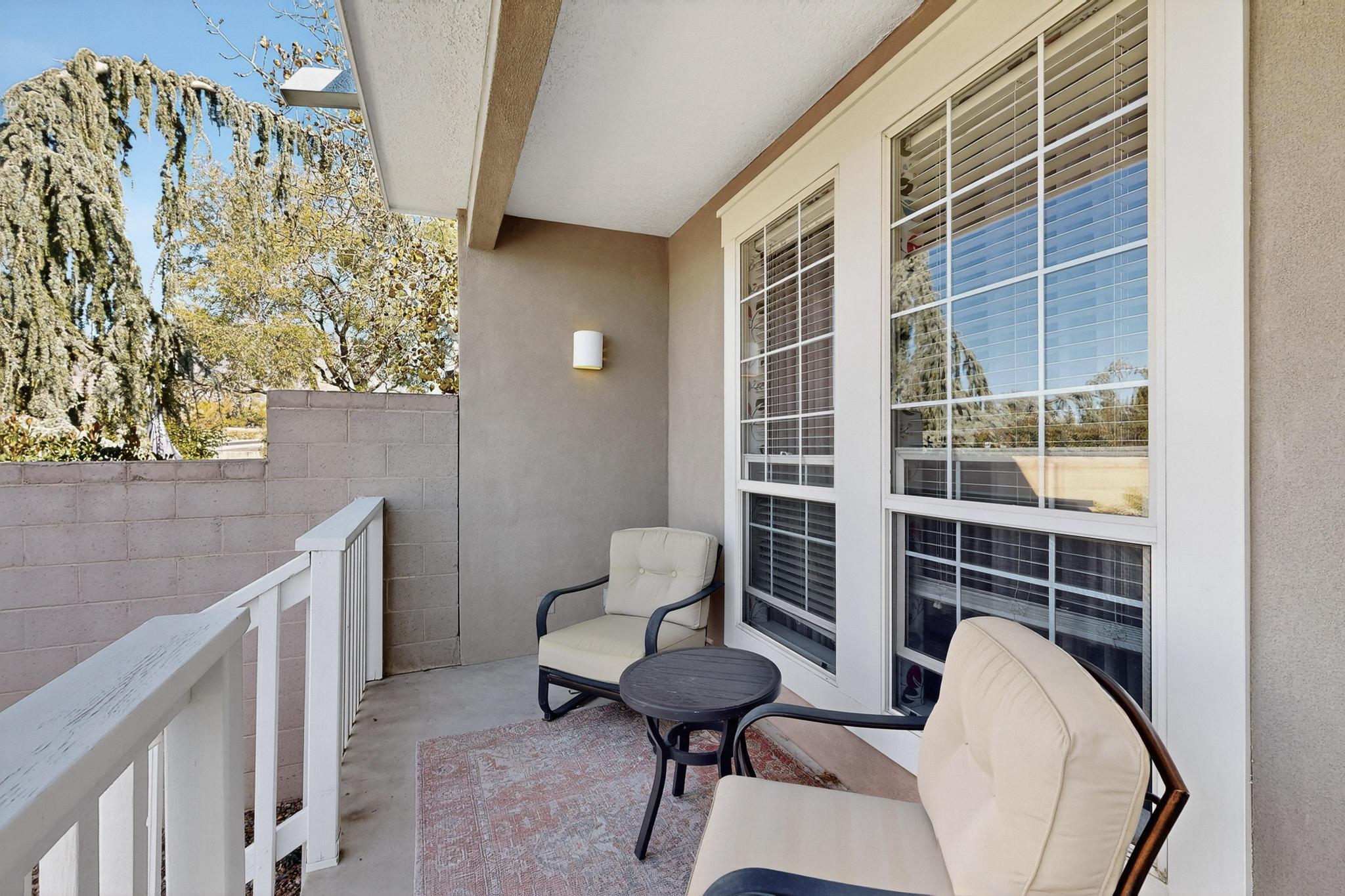 5723 Bosque Vista Drive NE