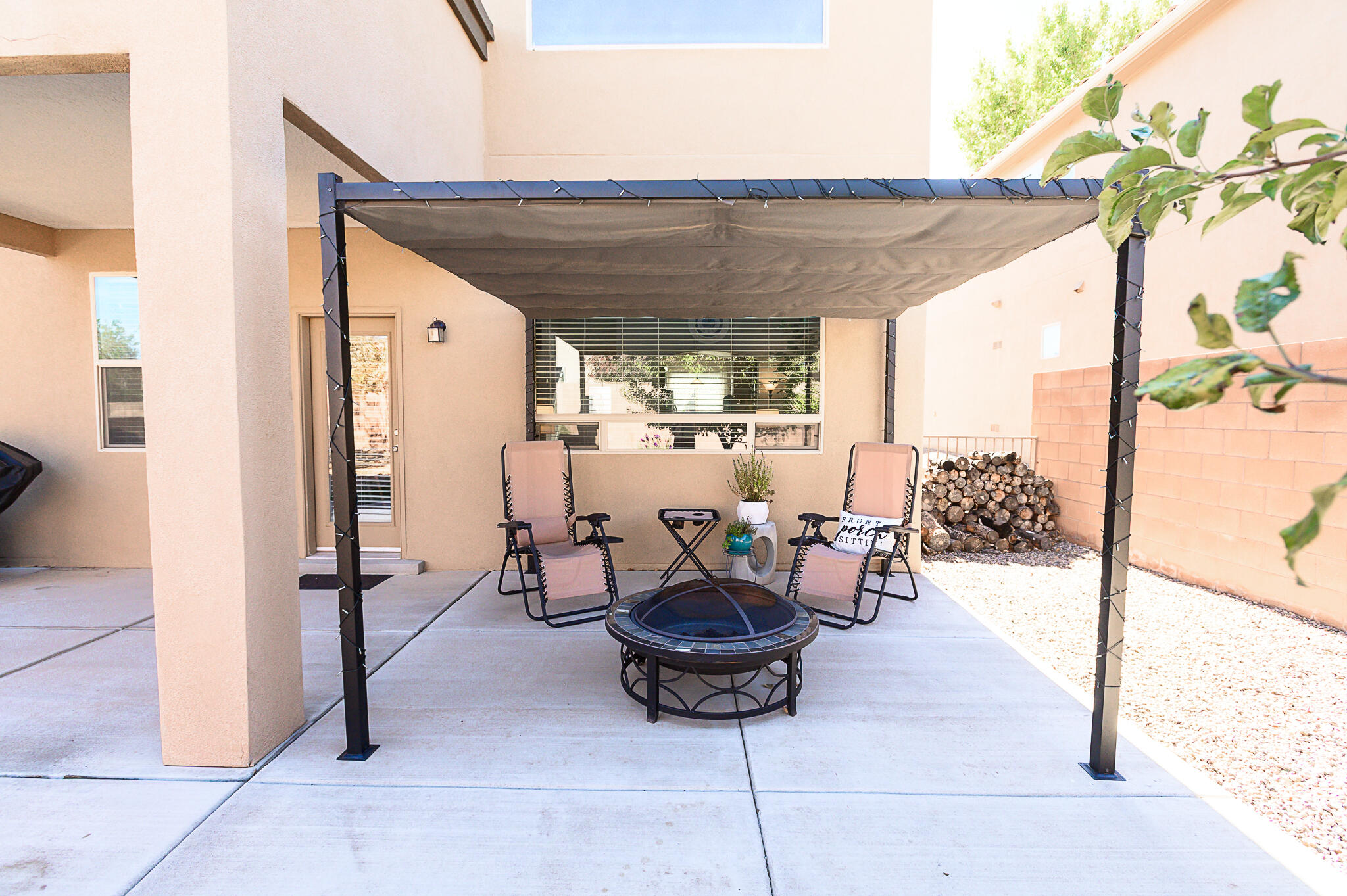 8619 Groundsel Road NW