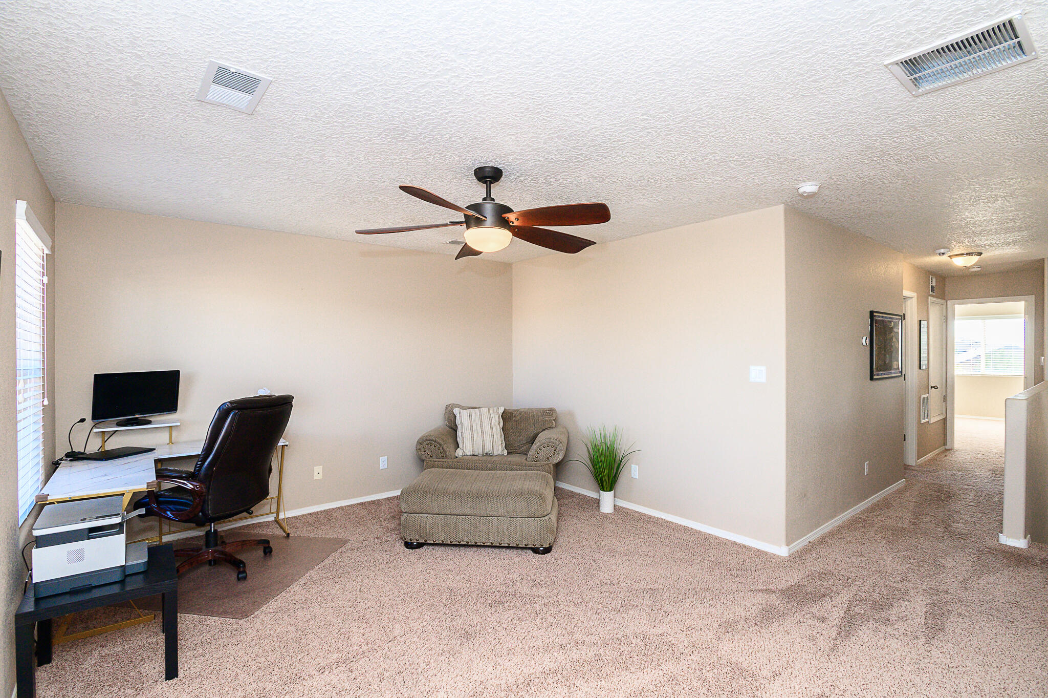 8619 Groundsel Road NW