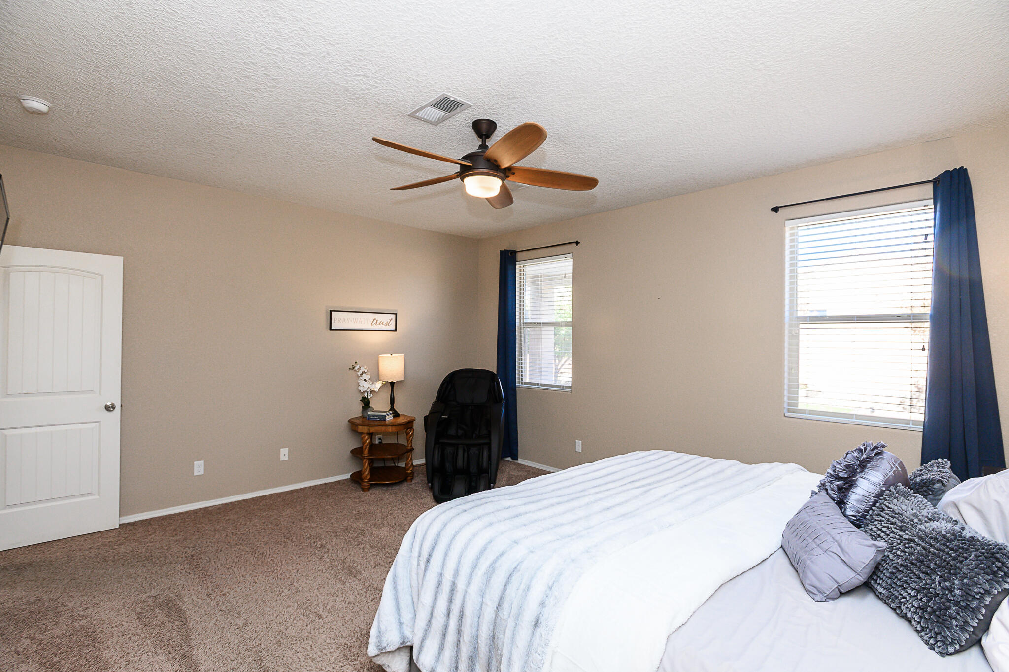 8619 Groundsel Road NW