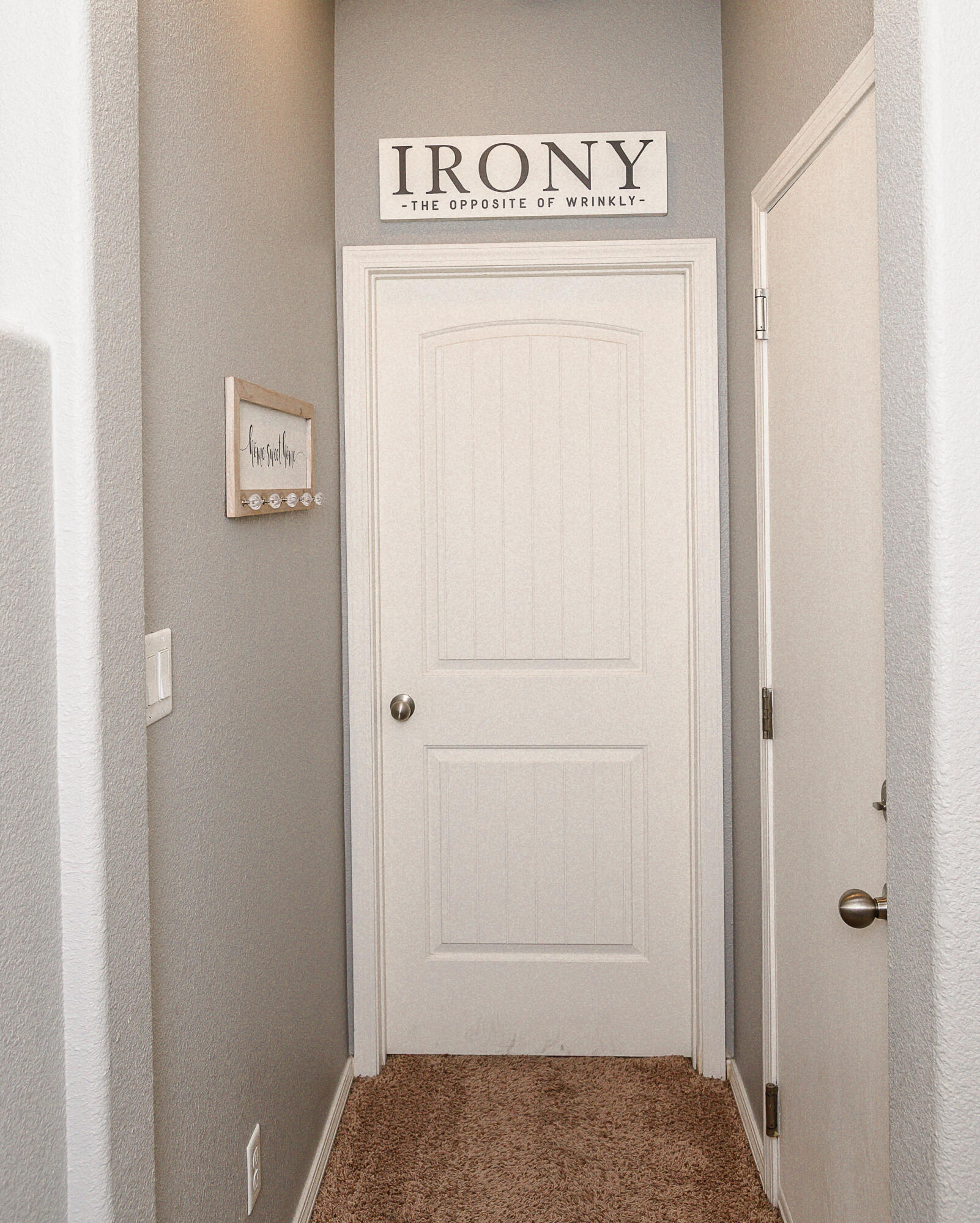 8619 Groundsel Road NW