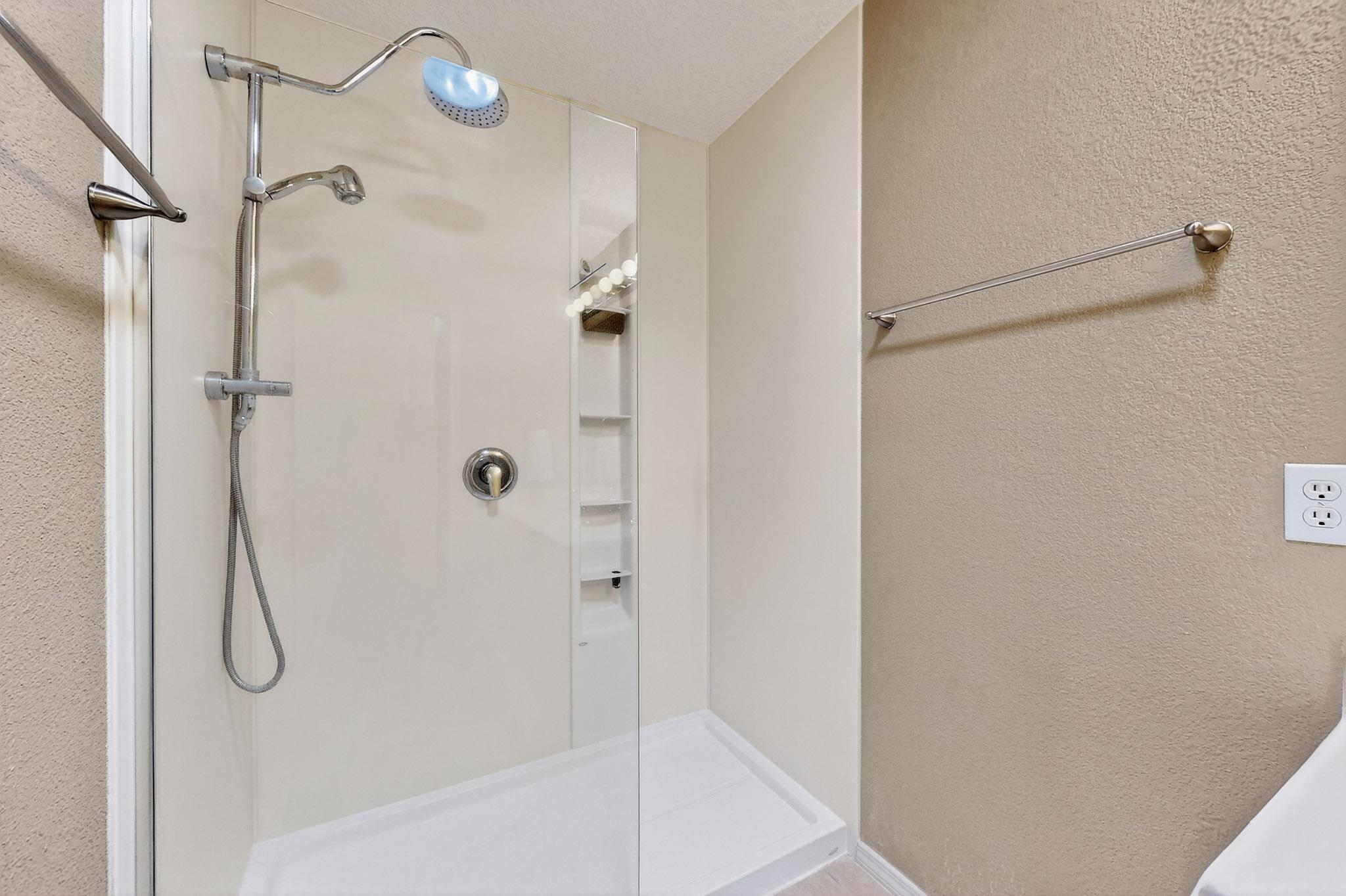 2416 PELIZZANO Drive SE