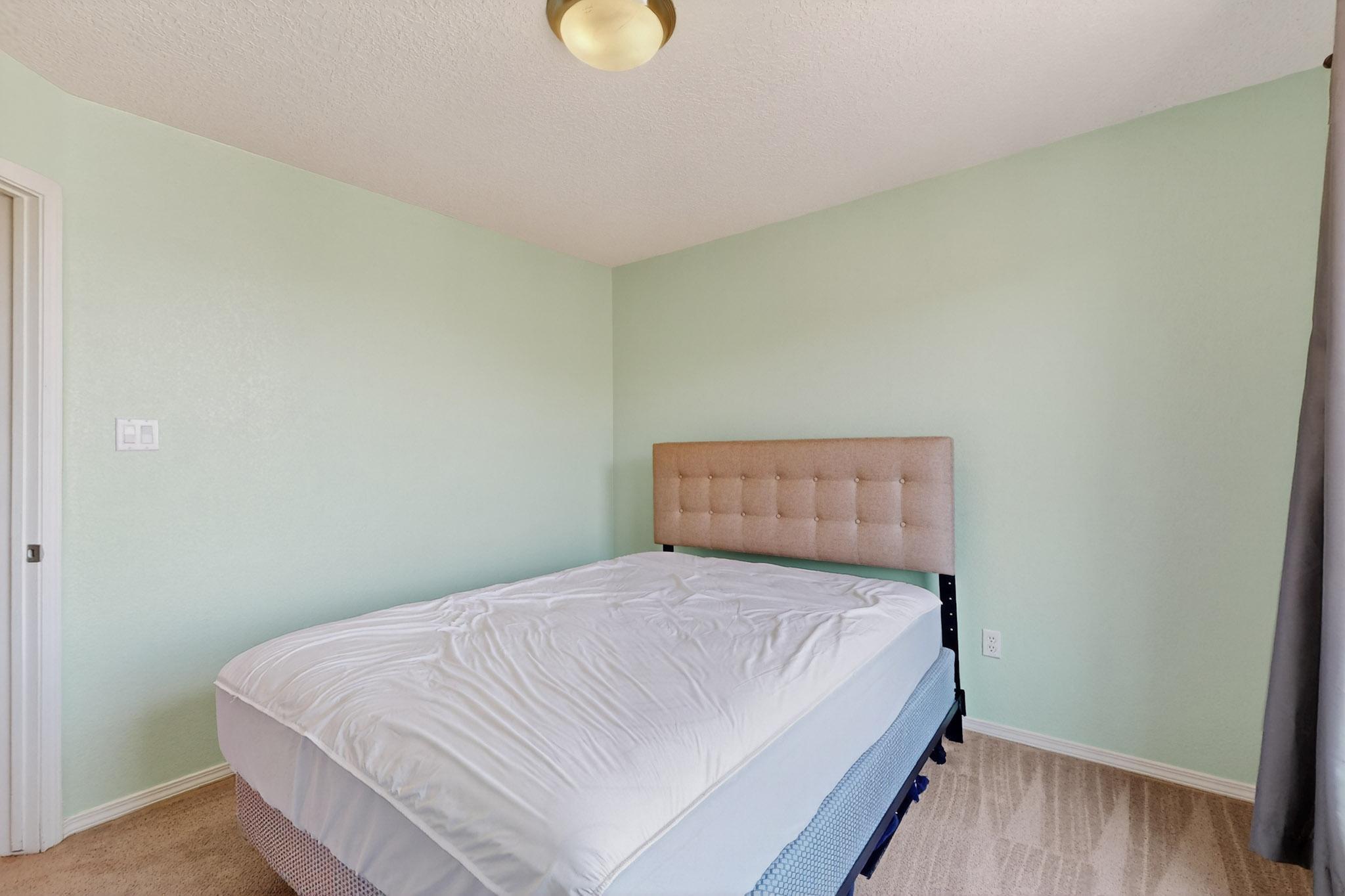 2416 PELIZZANO Drive SE