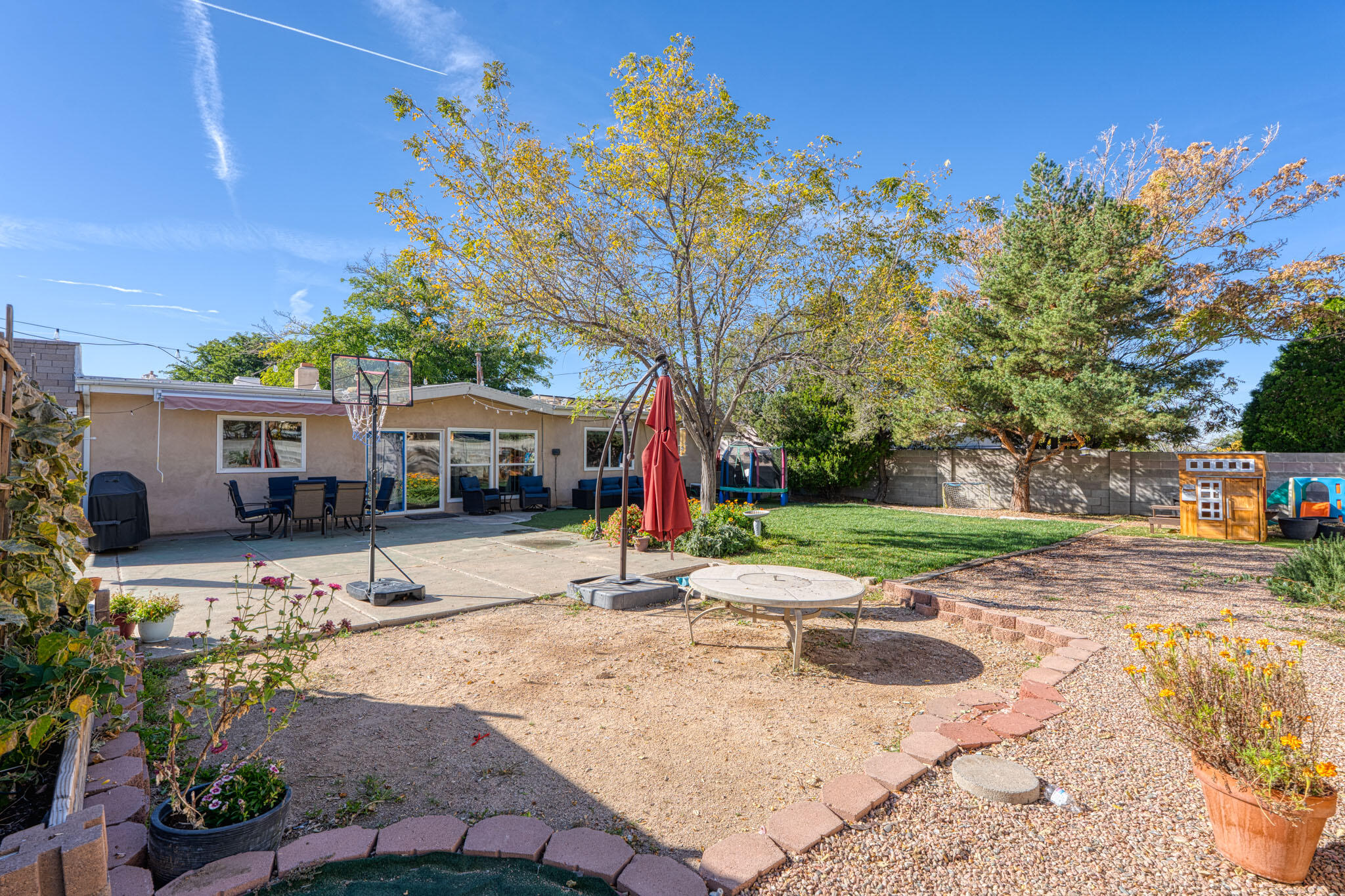 6925 Christy Avenue NE