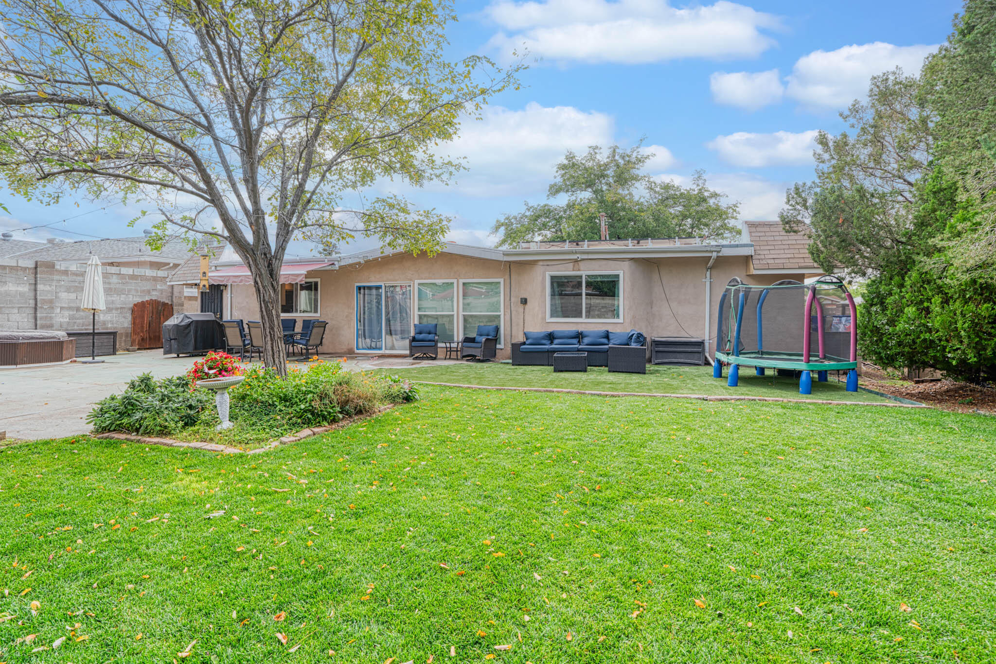 6925 Christy Avenue NE