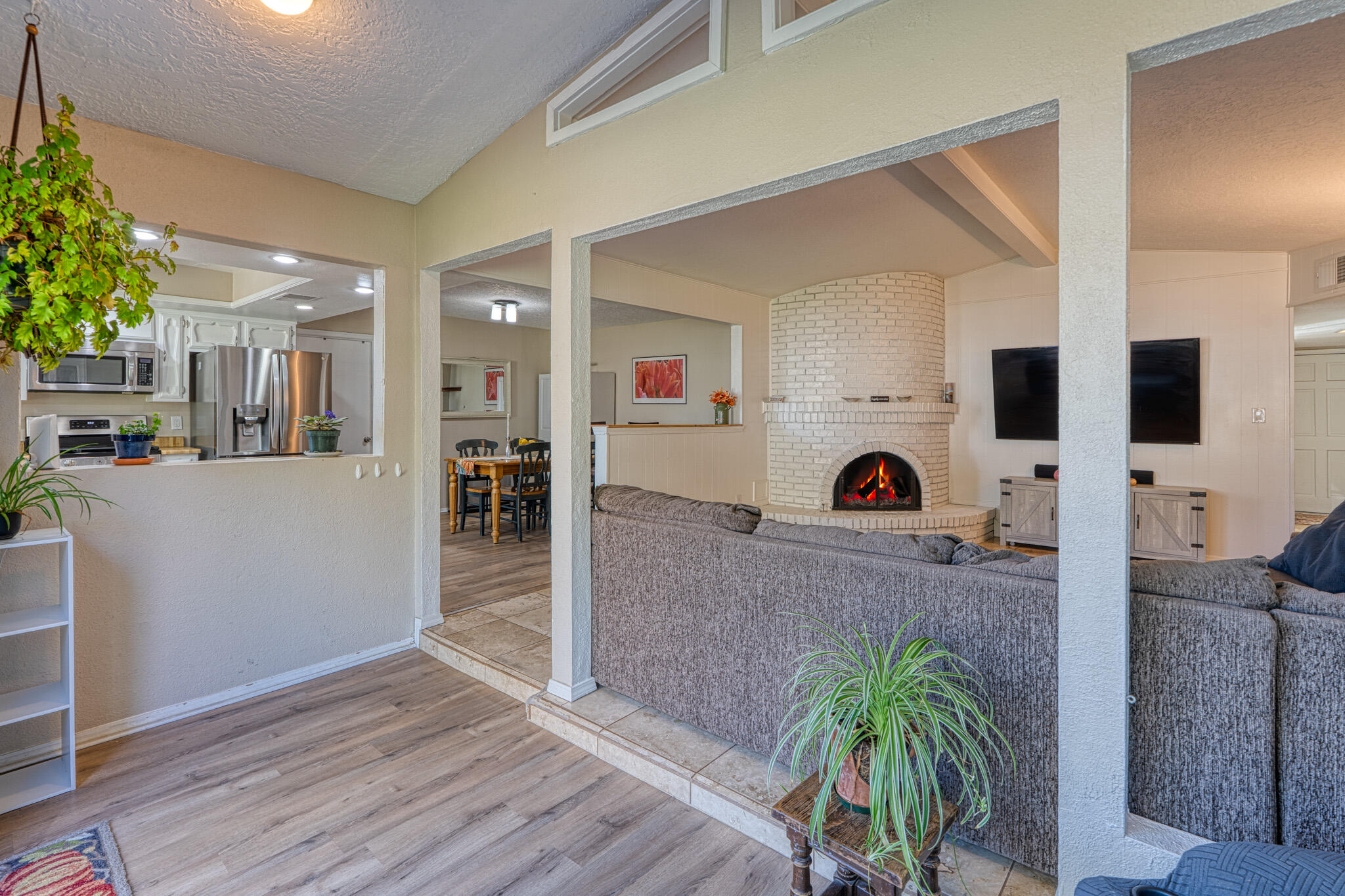 6925 Christy Avenue NE