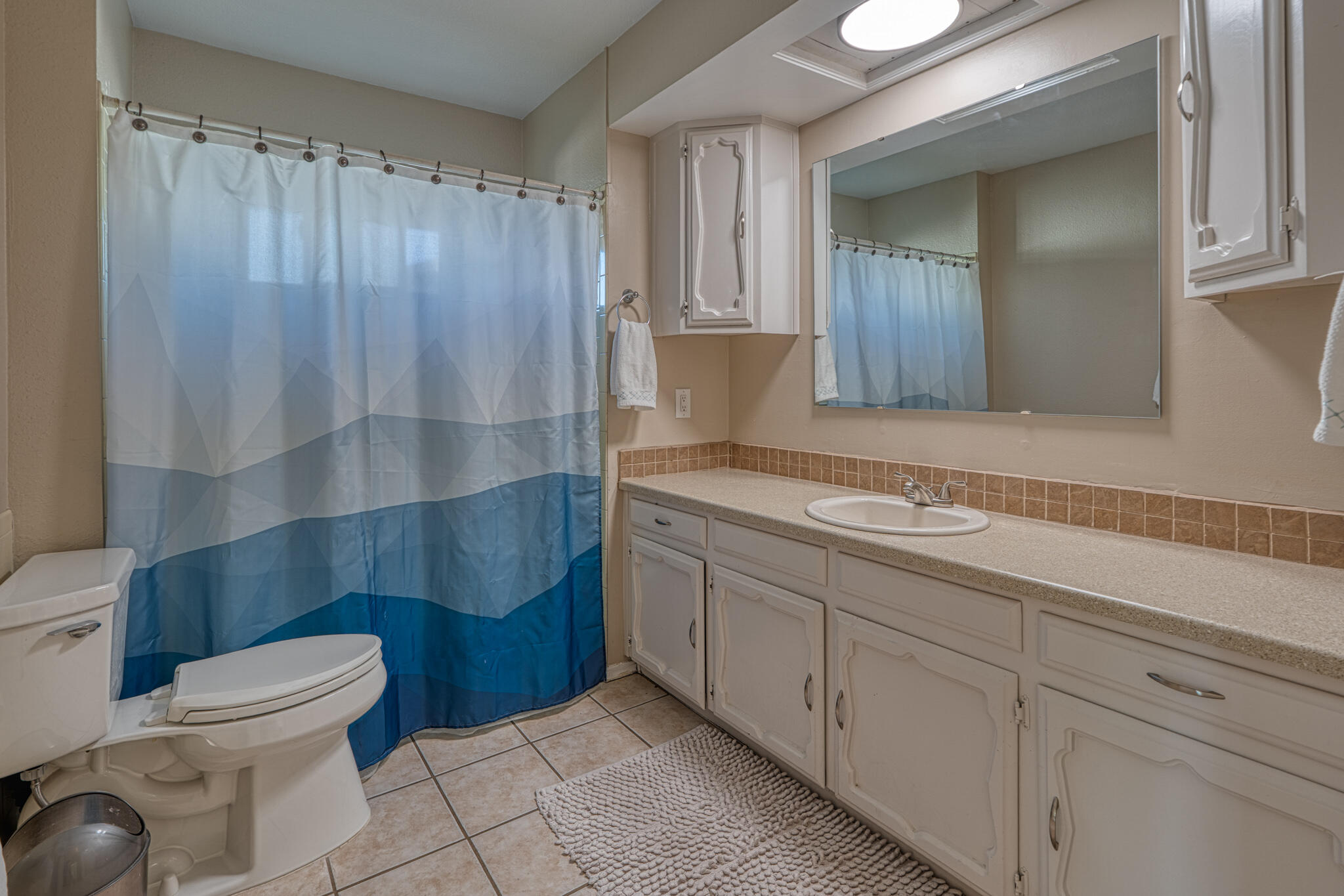 6925 Christy Avenue NE