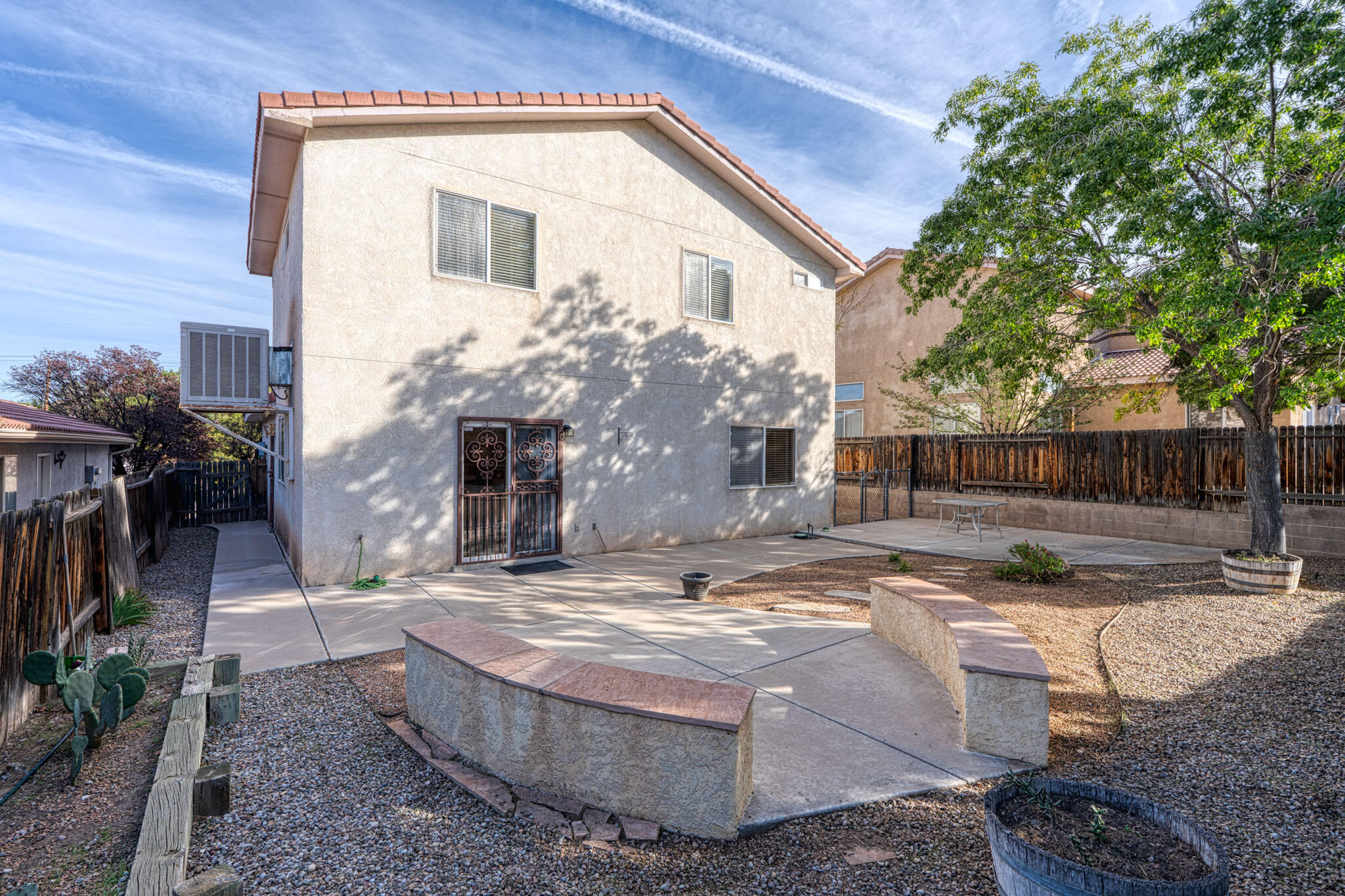 6904 SHALE Avenue NE